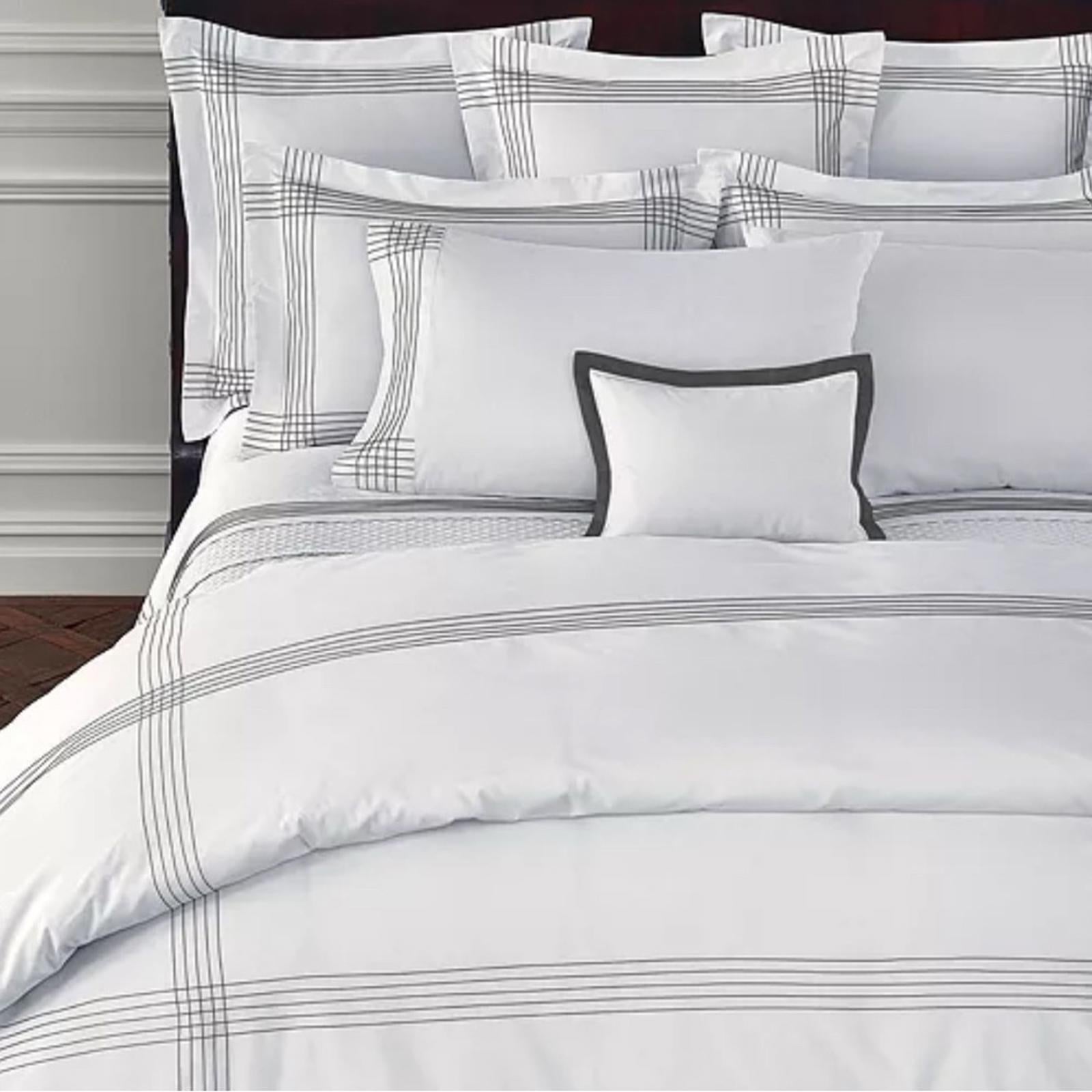 Home Essentials – Bedding, Kitchenware & Stylish Décor
