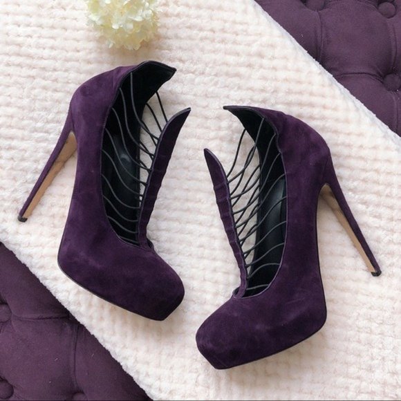 Pre-Loved Designer Clothing, Bags & More – Authenticated Finds