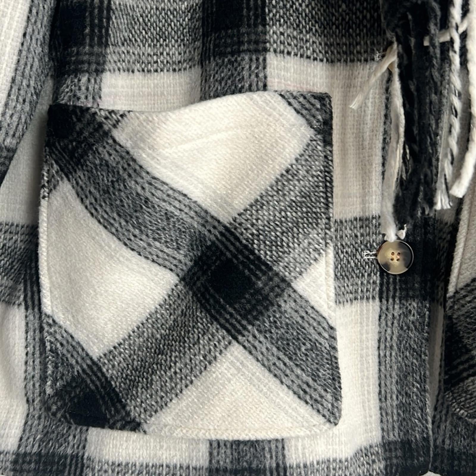 AQUA Scarf Collar Coat in Black/White, Size XL NEW w/Tag Retail $178