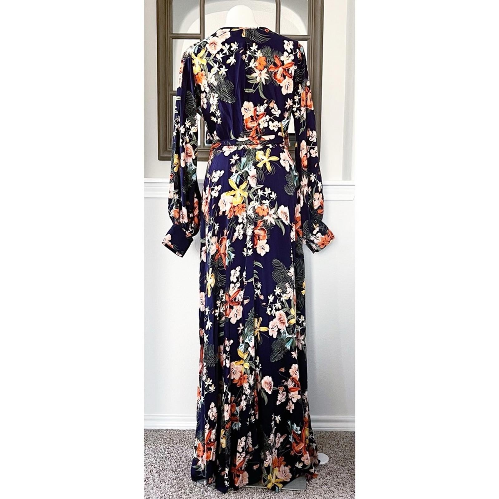 Meghan LA Floral Maxi Dress Navy Lilypad Split Neck Size XL EXCELLENT! $399