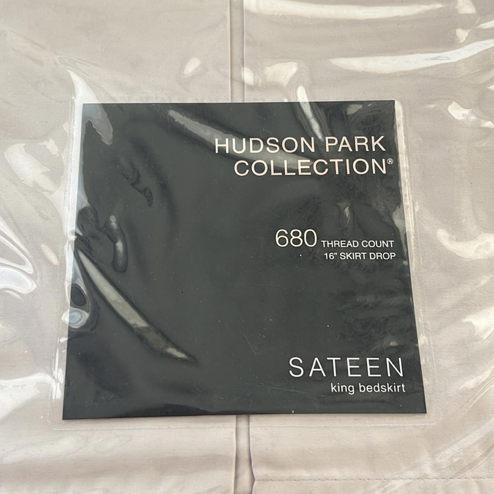 Hudson Park 680 Thread Count Sateen Bedskirt in Grey Size King, New w/Tag $170