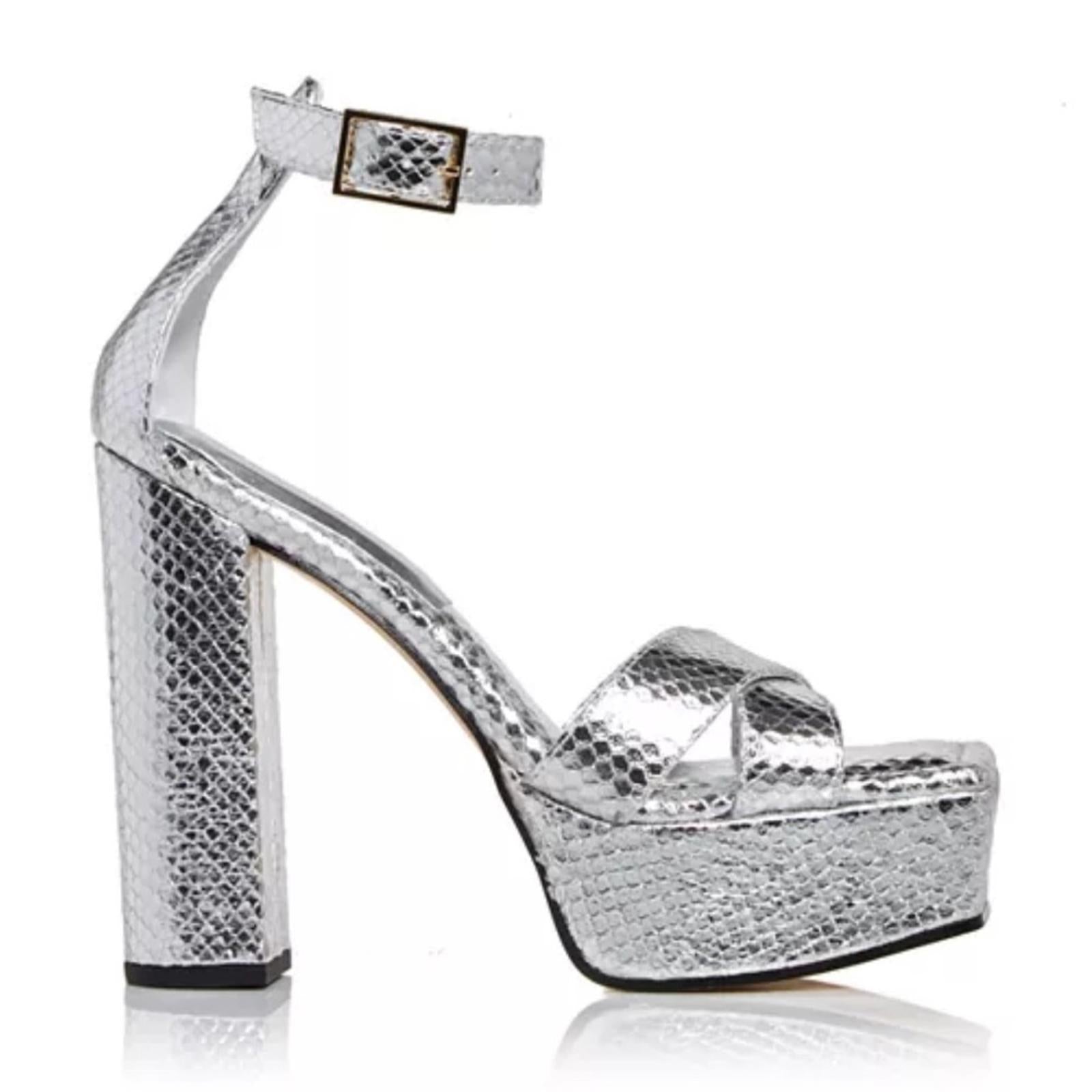 Good American Snake Embossed Platform High Heel Sandals in Silver, 6.5 NWT $185