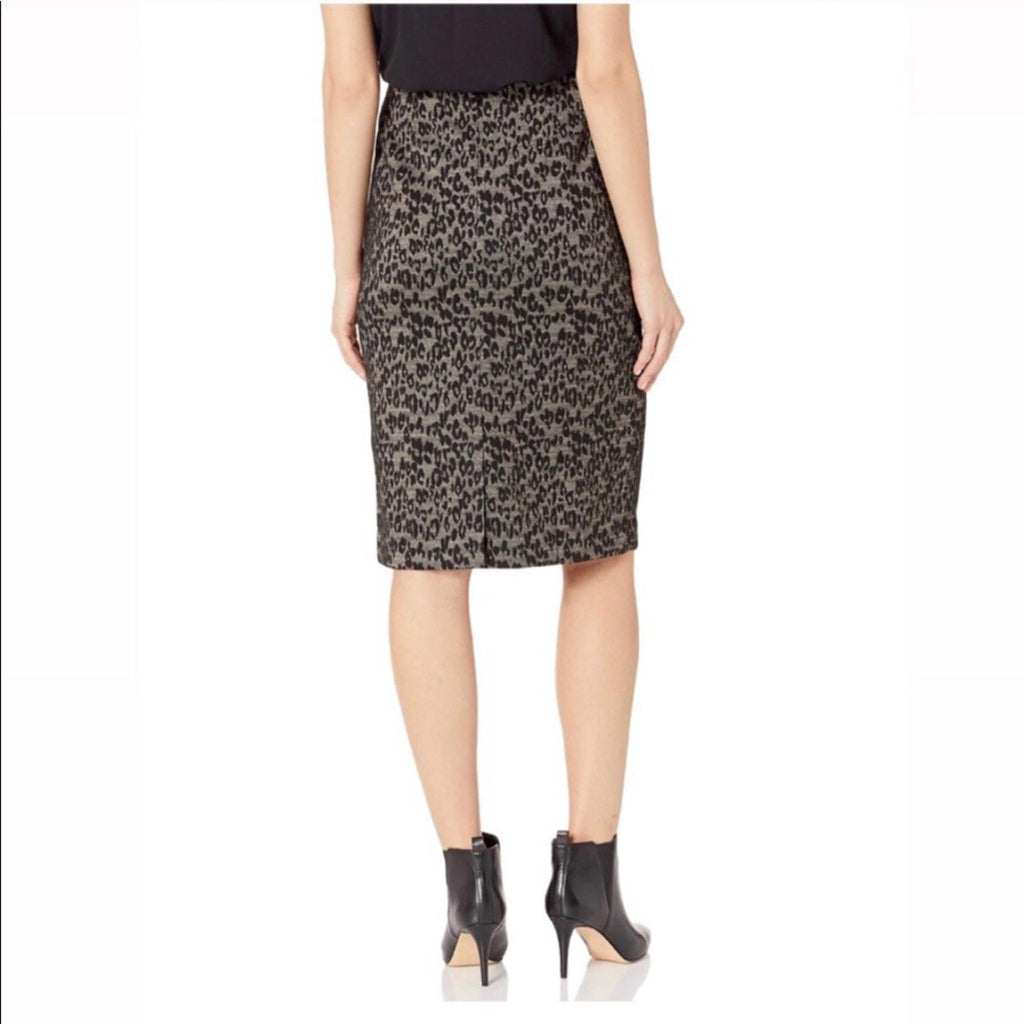 Kasper Jacquard Knit Pencil Skirt in Animal Print, Black Multi Size 18 New w/Tag