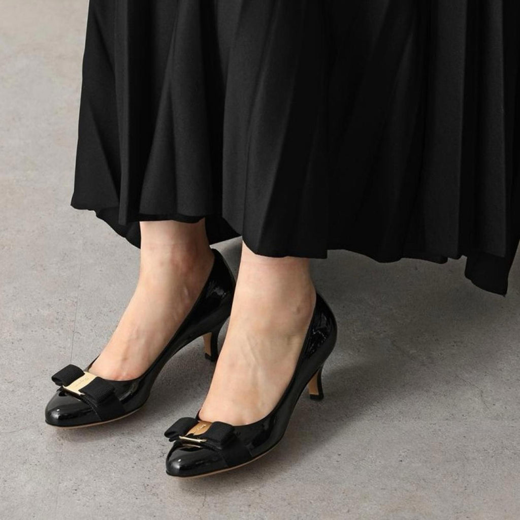 Ferragamo Carla Quilted Leather Cap Toe Pumps in Black, NWT, Size 11 B