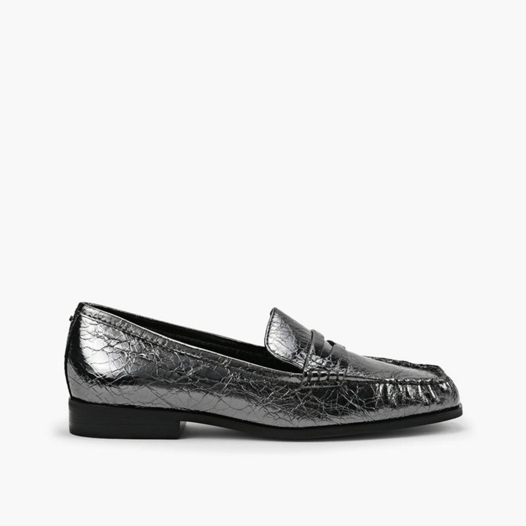 Michael Kors Carlson Metallic Crush Leather Loafers in Gunmetal, NWT, Size 9