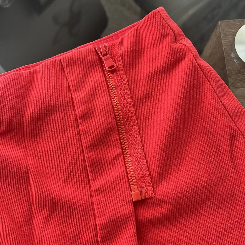 Trina Turk Shorts with Overlay, Skort Size 2 EXCELLENT!