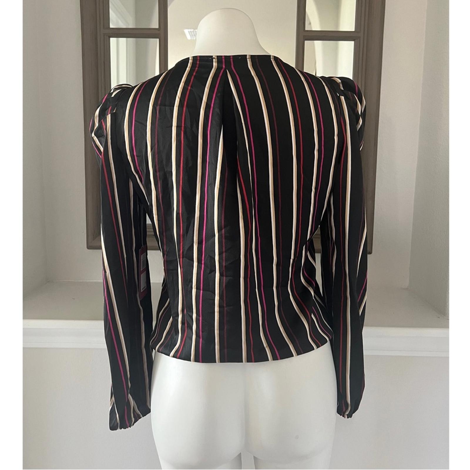 Vince Camuto Puff Shoulder Surplice Top, Rich Black Size XS New w/Tag Retail $89