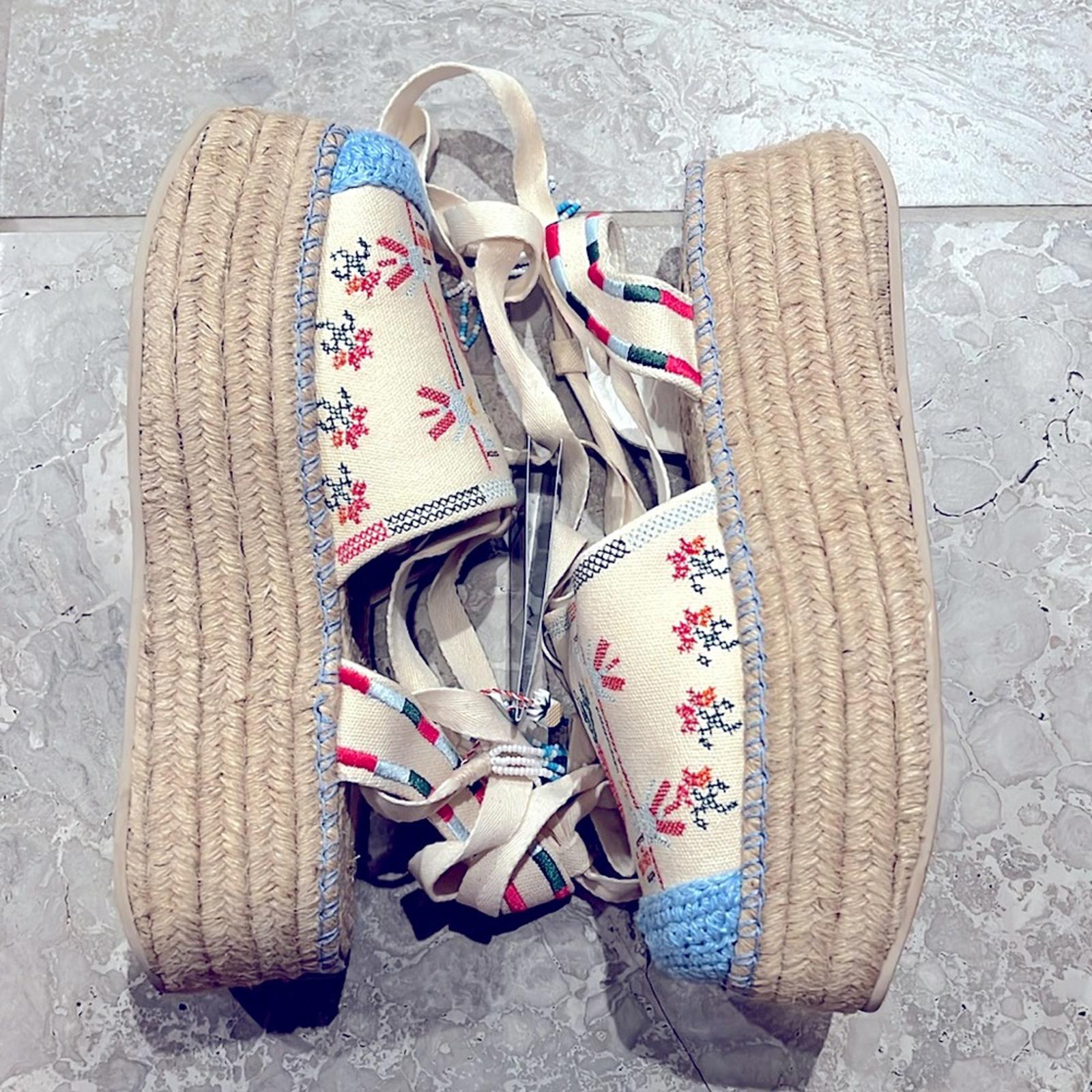 FARM Rio Paradise Bead Embellished Espadrille Platform Shoes Size 11 NWT+DustBag