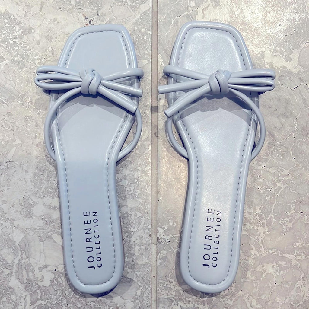 Journée Collection Sandals in Soma Blue, Size 11 New in Box w/Dust Bag