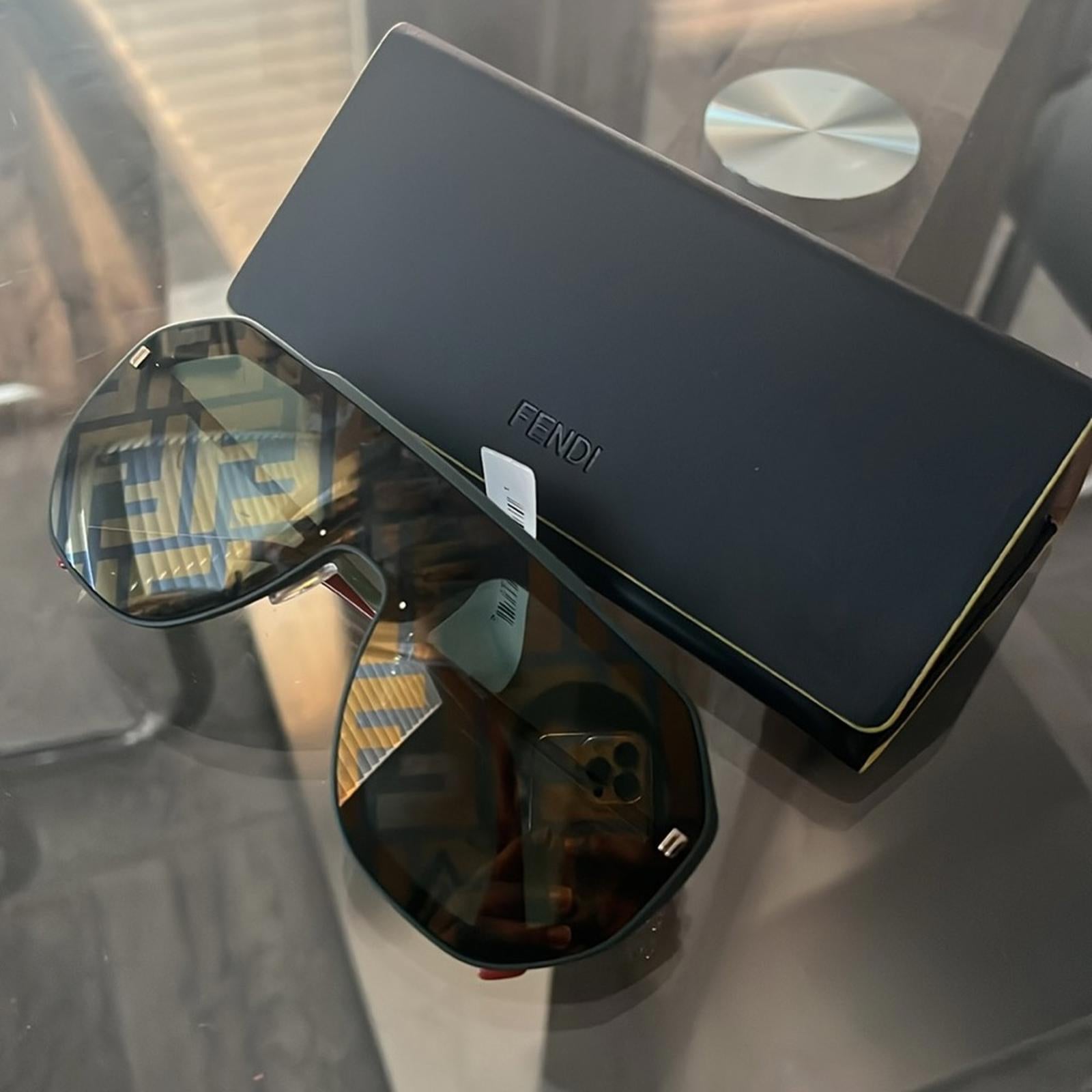 NWT FENDI FF Evolution Mask Sunglasses with Case 142mm, New w/Tag Full Inclusion