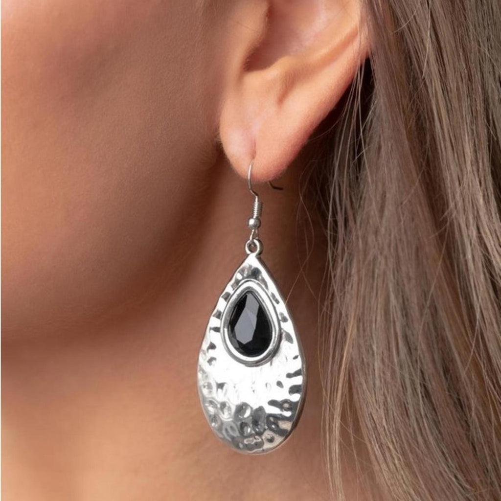 Paparazzi Tranquil Trove Hook Earrings, New w/Tag