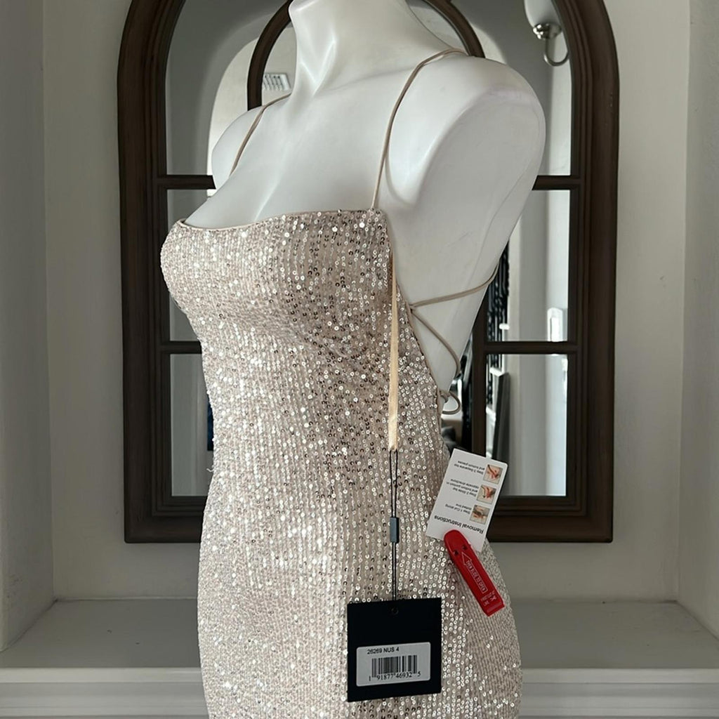 Mac Duggal IEENA Allover Sequin Strappy Open Back Gown in Nude Silver Size 4 NWT