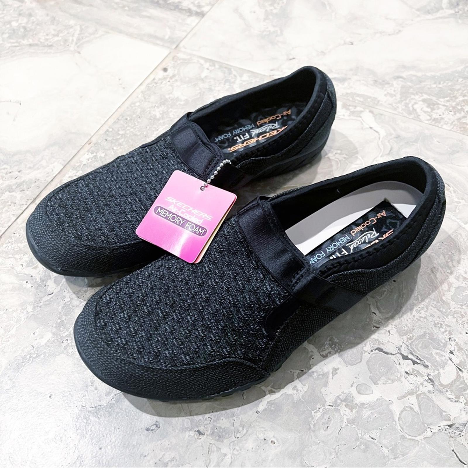 NEW Skechers Relaxed Fit Air-Cooled Memory Foam Slip-On Sneakers, Size 7.5