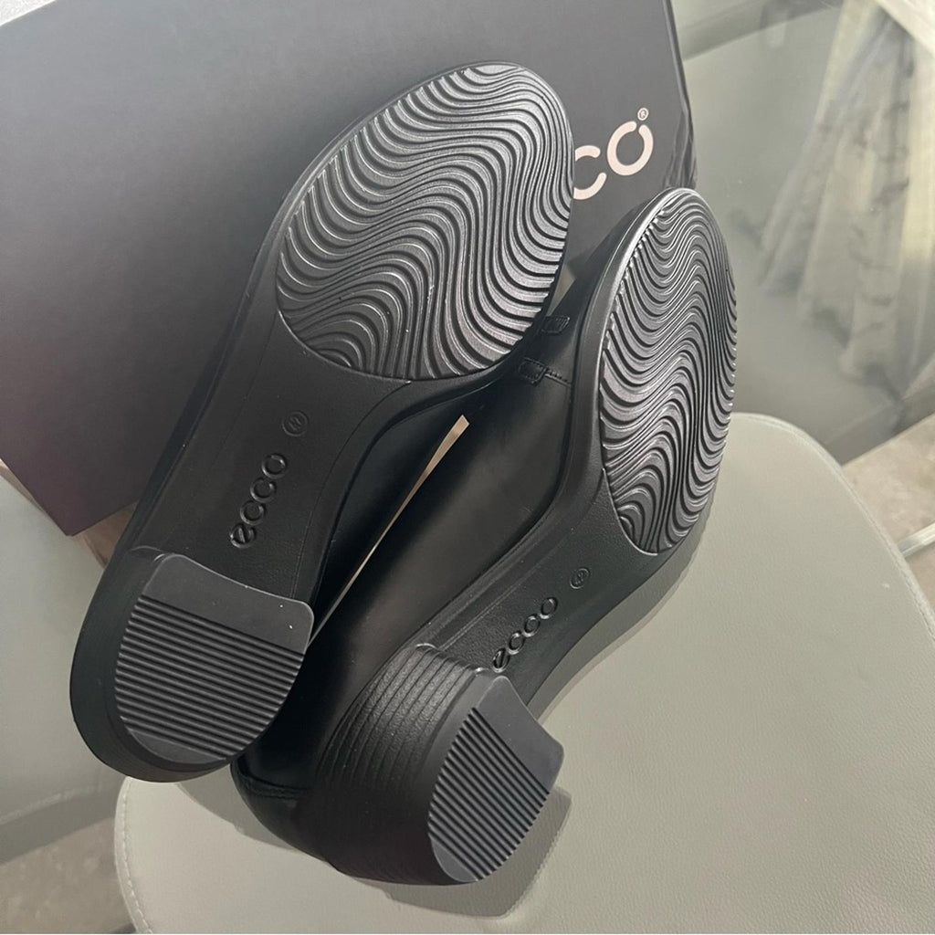 ECCO Leather Shoes in Black, Size US 11-11.5, EU 42, NEW in Box