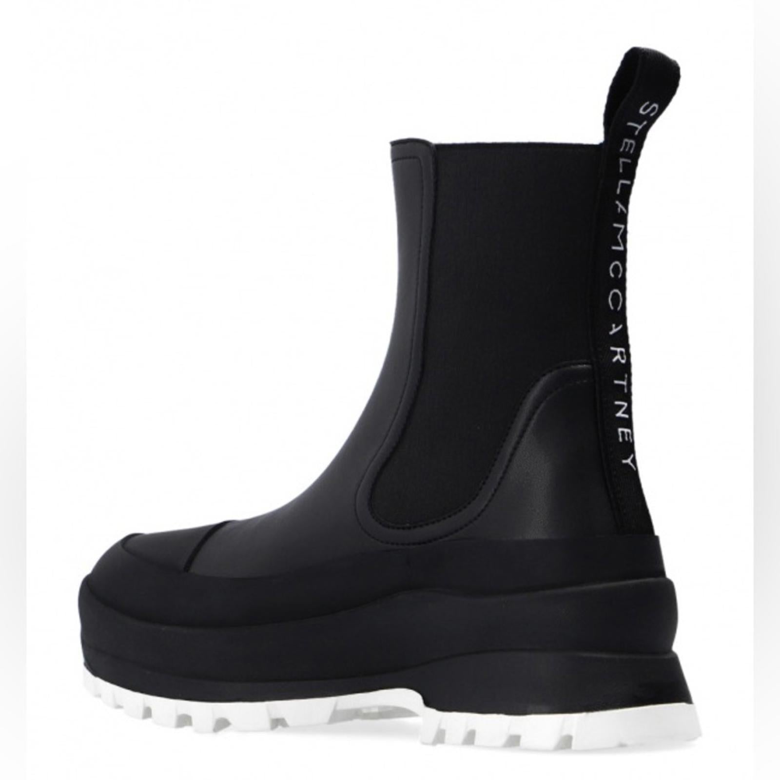 Stella McCartney Trace Chelsea Boots w/Logo Black, Size 40 New