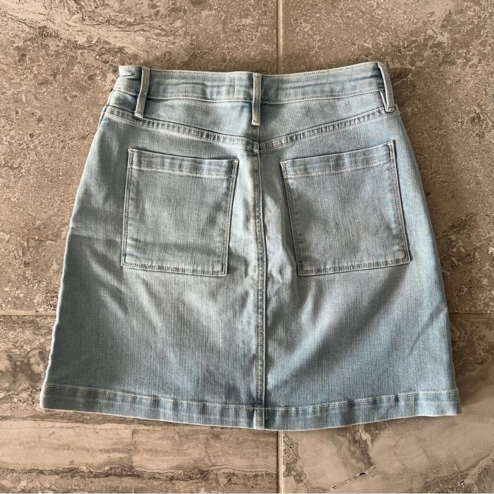 Frame Barrington Mini Skirt in Faded Blue, Size 25 / Small, Retail $215