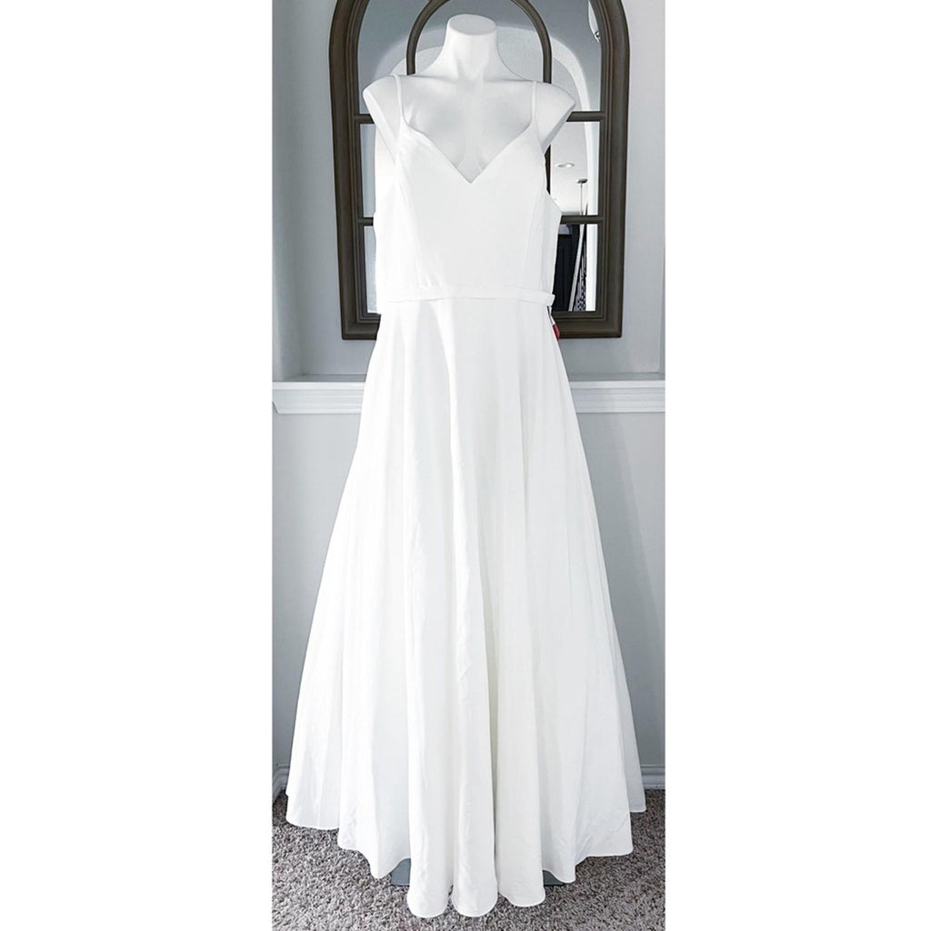 Mac Duggal IEENA Sweetheart Ball Gown with Pockets in White, NWT, Size 16