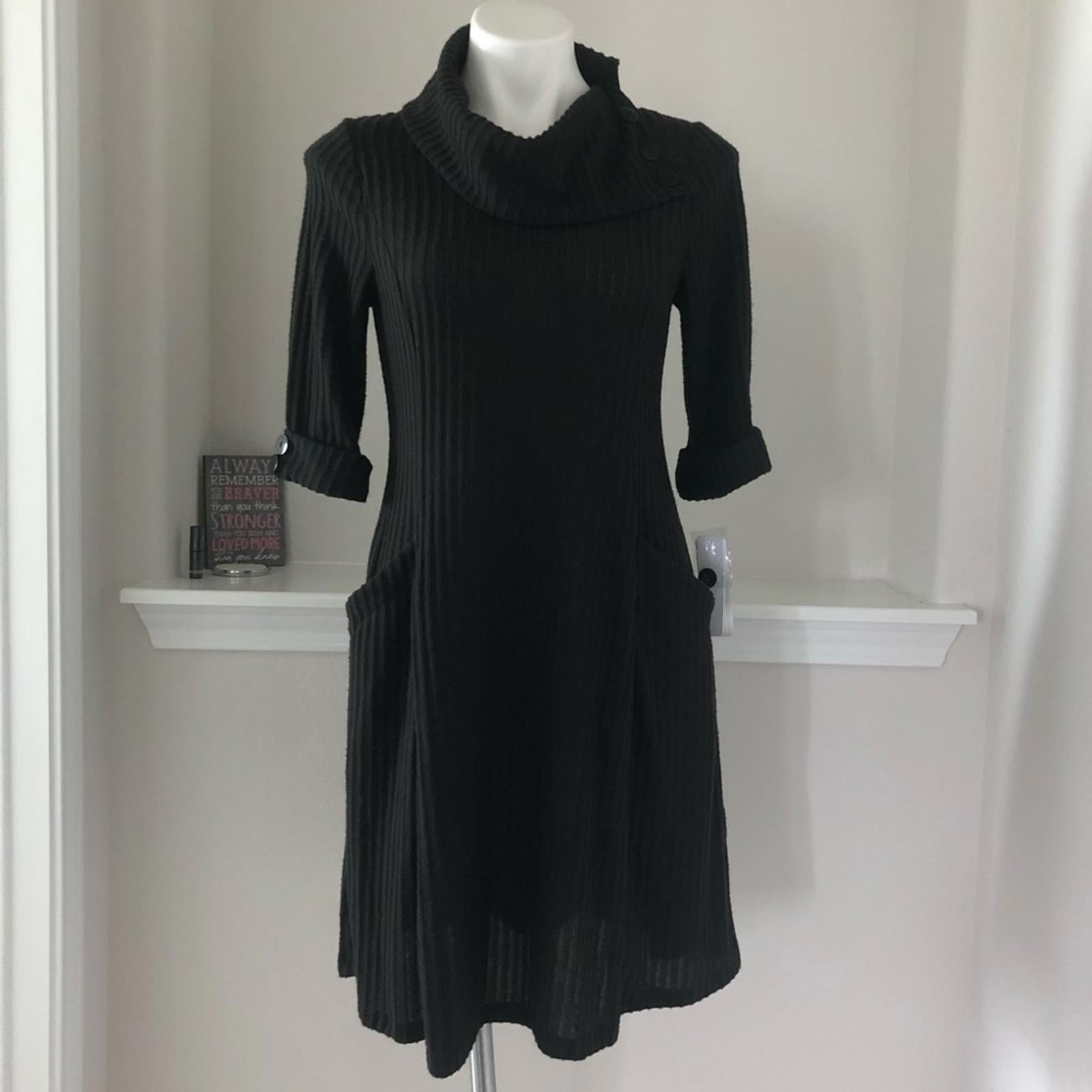 Robbie Bee’s Signature Ribbed Sweater Dress in Black, Size M New w/Tag