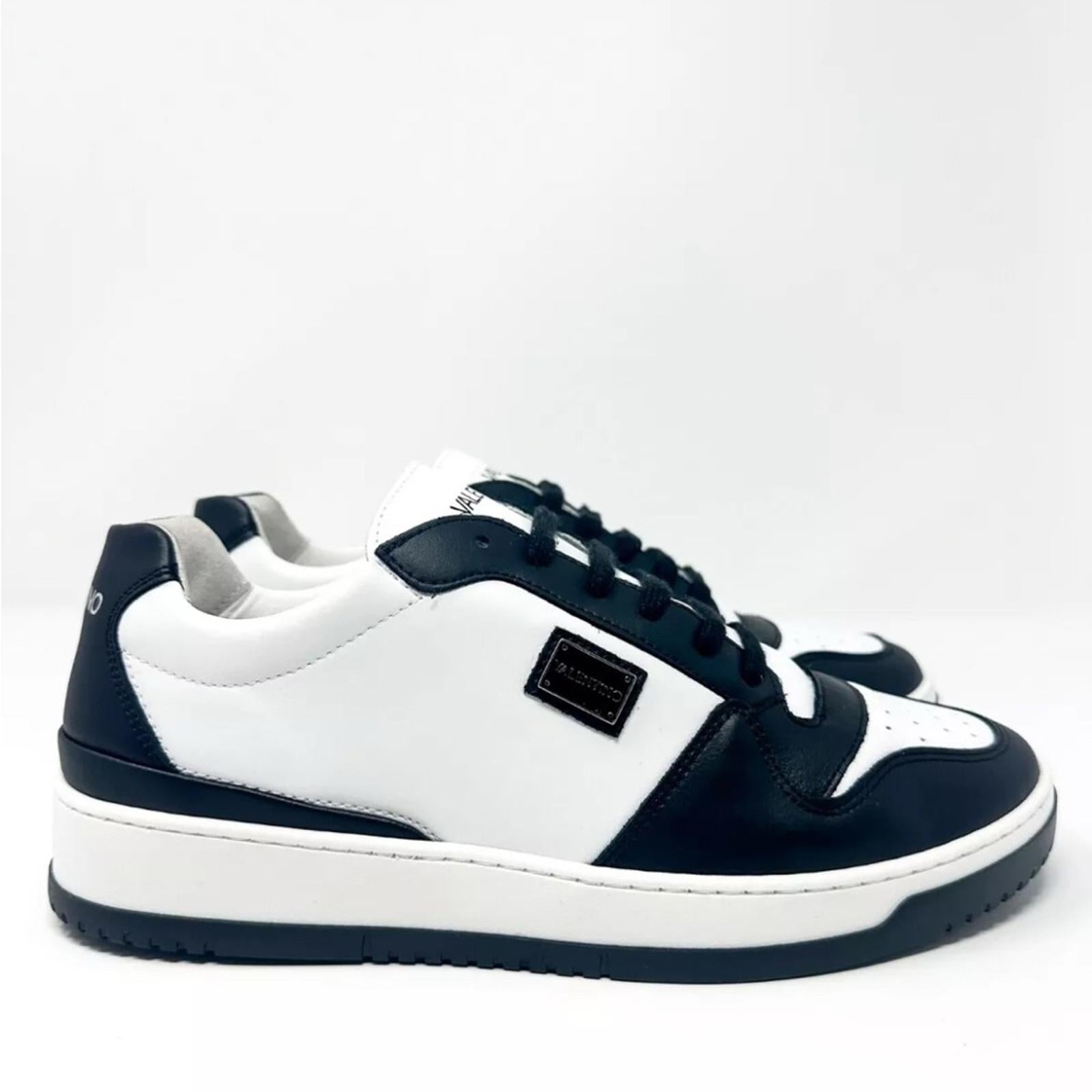 Valentino Oliver Leather Sneakers in Black/White Size 10.5 NEW w/Tag
