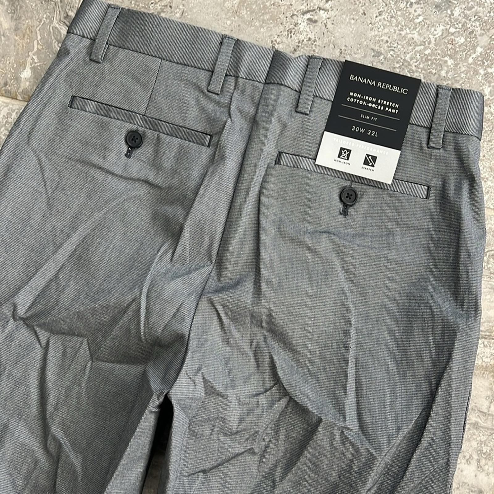 Banana Republic Slim Non-Iron Stretch Dress Pants, Size 30W x 32L New with Tag