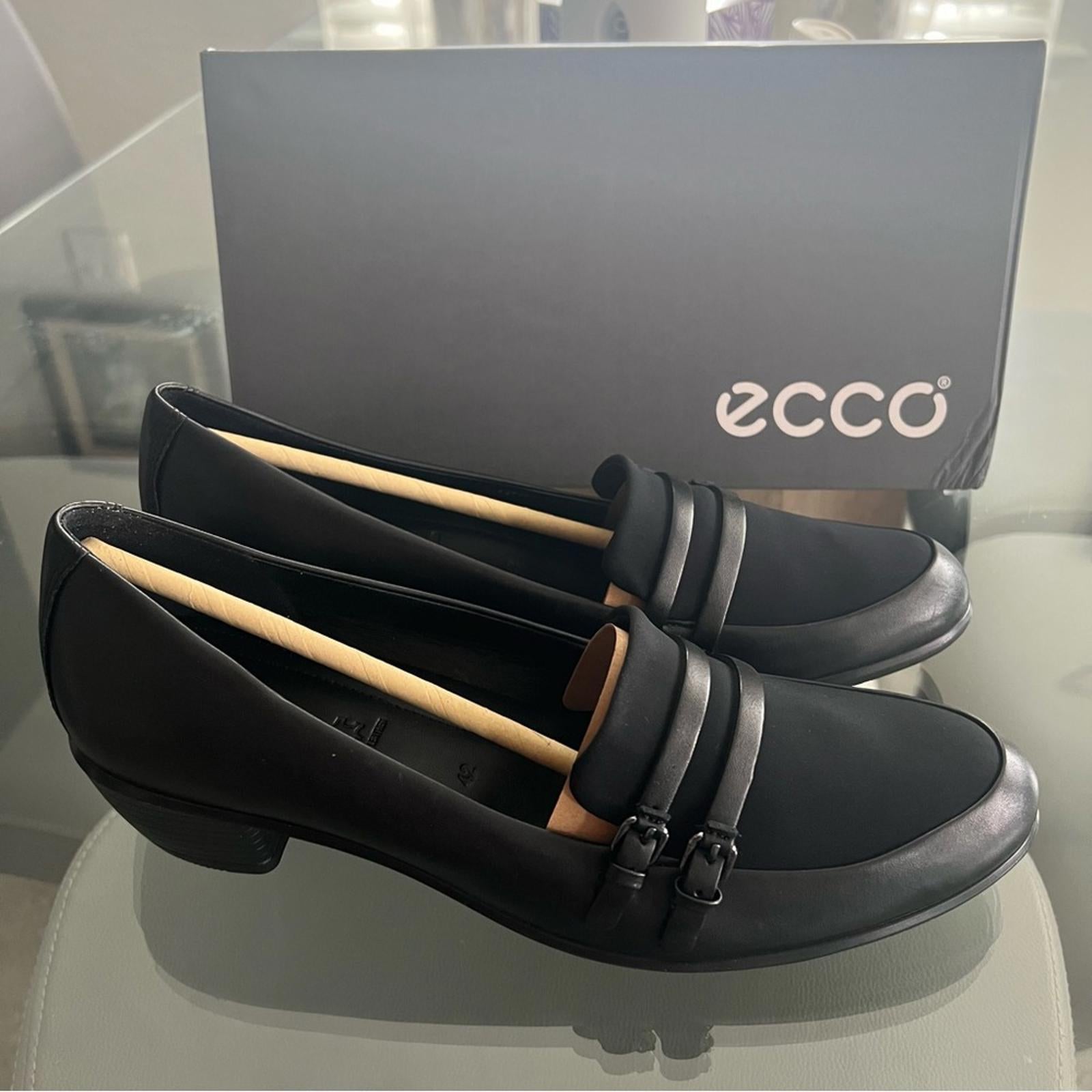 ECCO Leather Shoes in Black, Size US 11-11.5, EU 42, NEW in Box