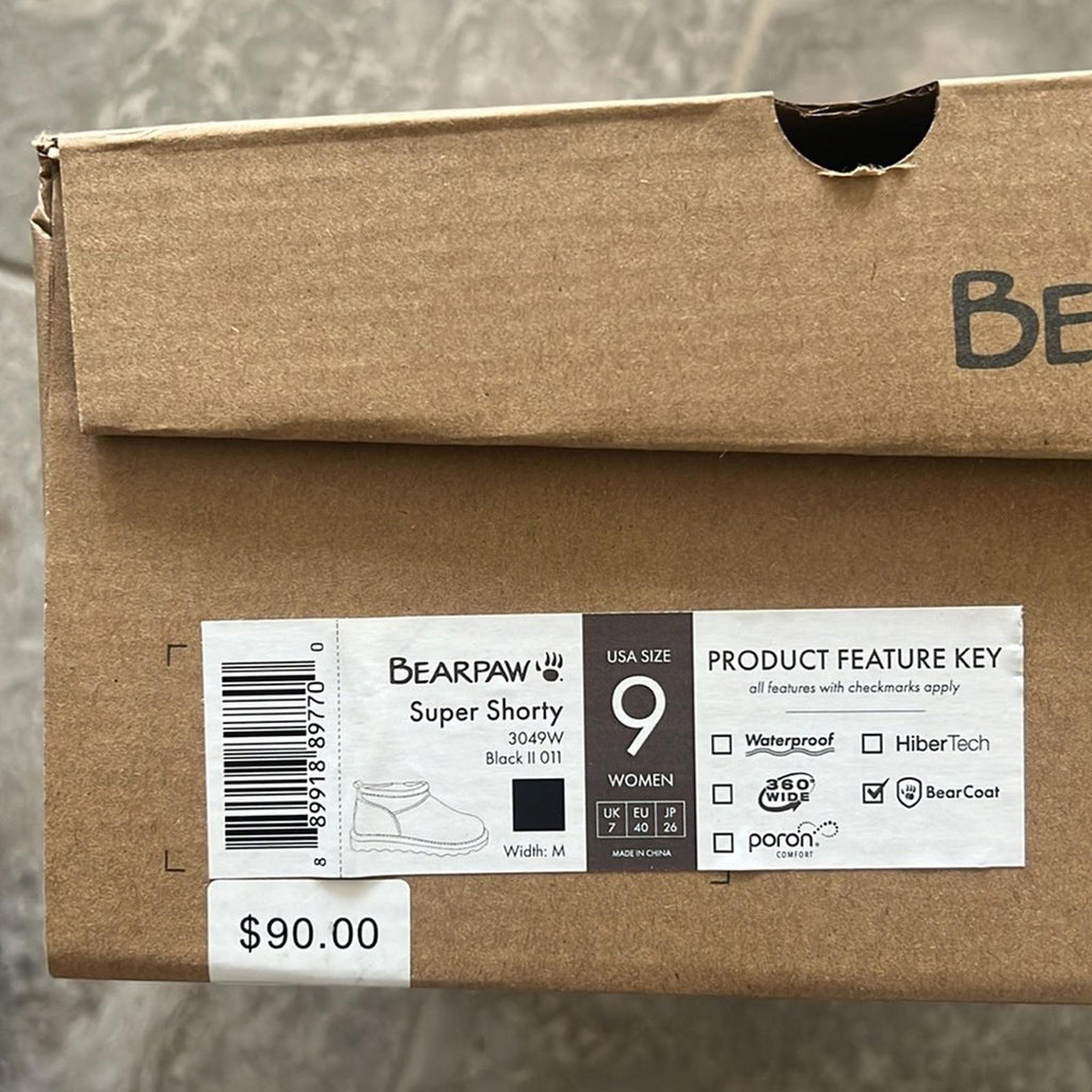 BearPaw Super Shorty Booties in Black, NWT, Size 9