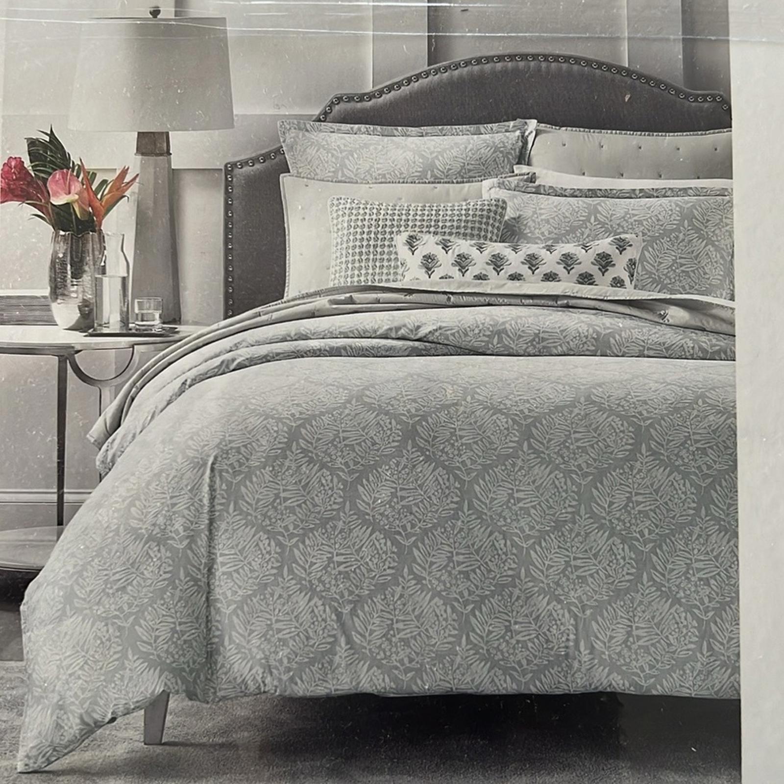 Sky Woodblock Flora Duvet Set in Grey & White, Full/Queen New w/Tag Retail $260