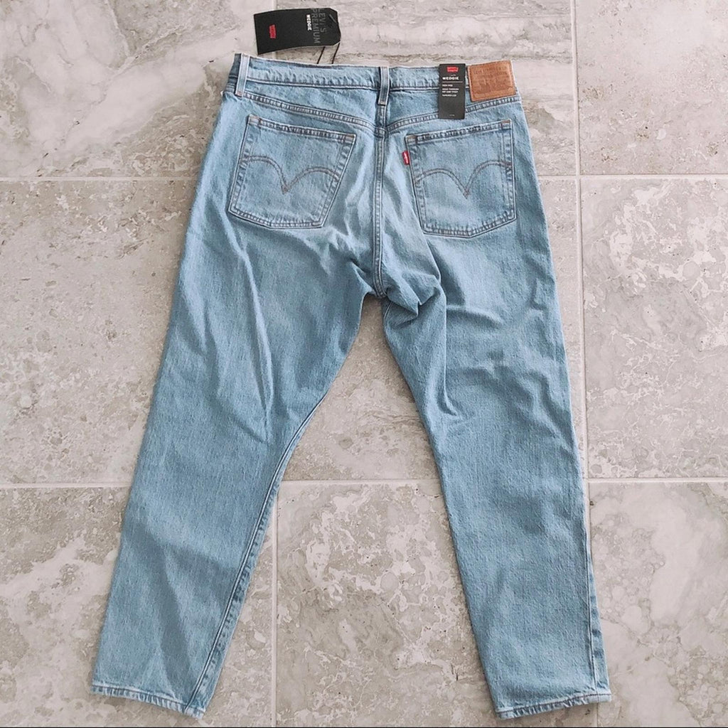 Levi’s Premium Wedgie Icon High-Rise Blue Jeans, Size 32 New with Tag
