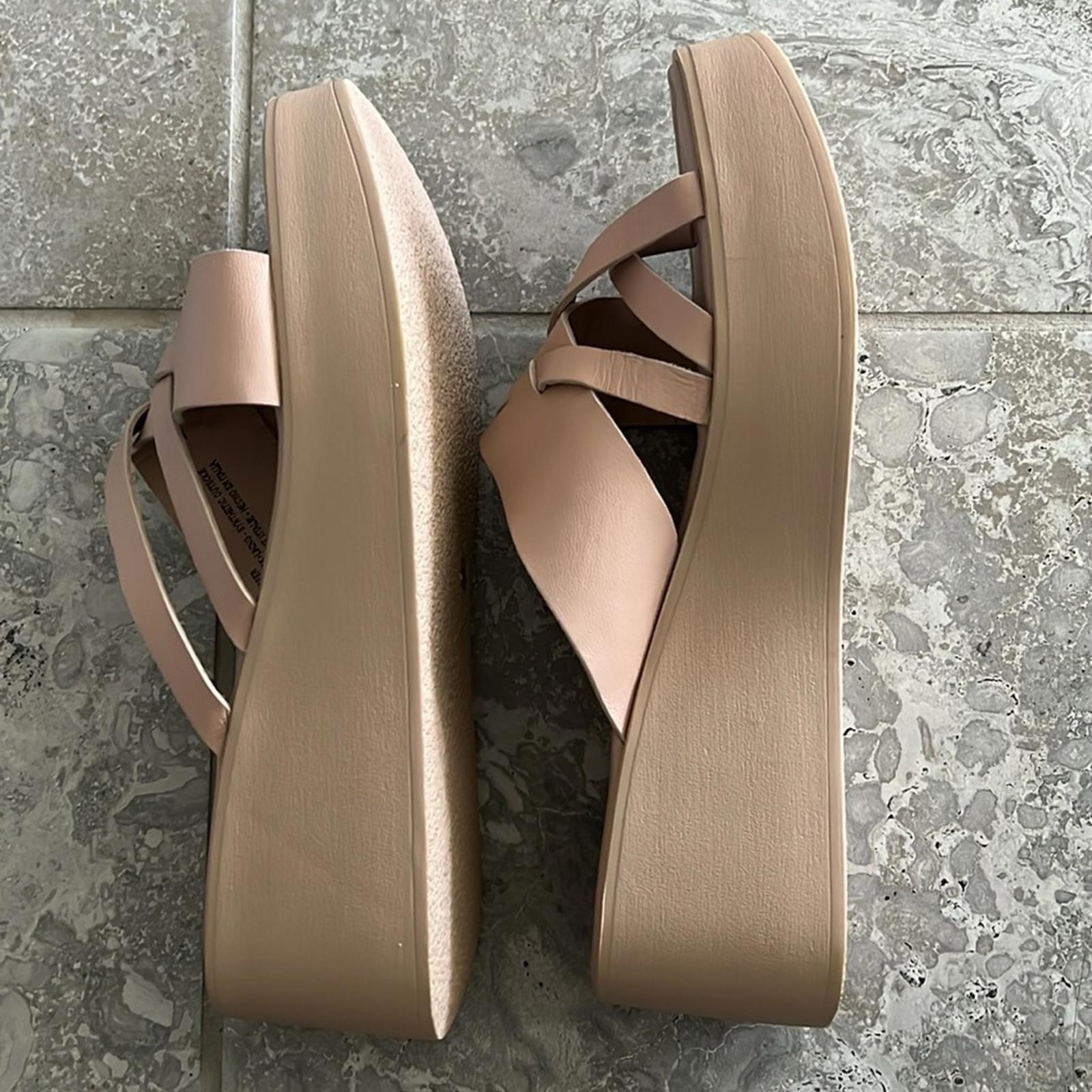 Seychelles Rock Steady Sandals in Blush Leather, Size 11 NEW w/o Box