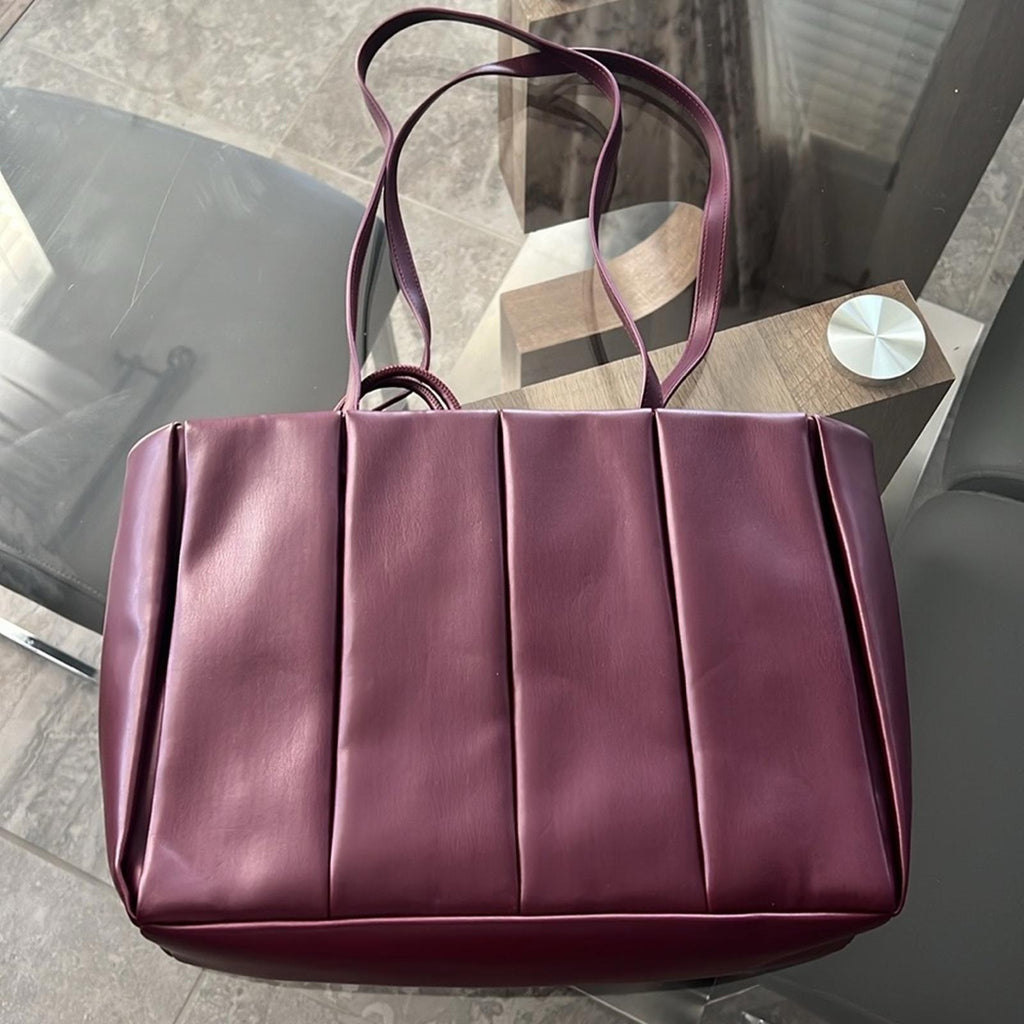 Themoirè Kore Vegan Nappa Quilted Tote (Made in Italy) Burgundy, New w/Tag