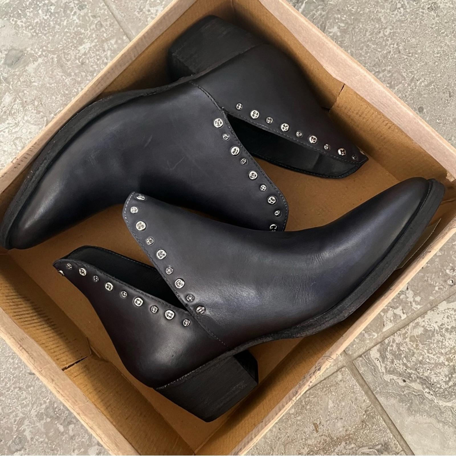 NEW Free People Studded Split Bootie in Black, Size EU 38, US 8, New in Box