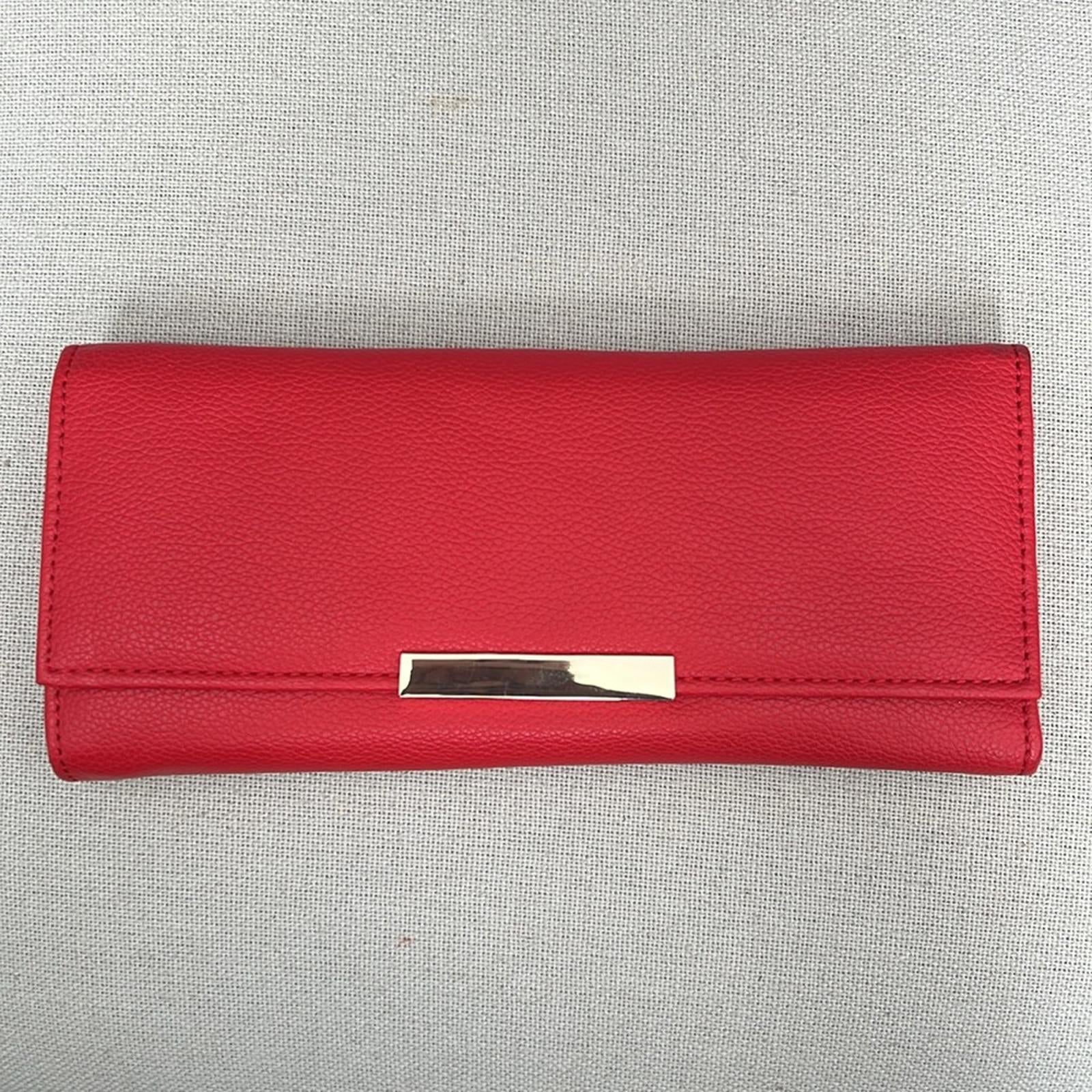 R.H. Macy & Co. Pebble Leather Travel Jewelry Wallet, Red New w/Tag