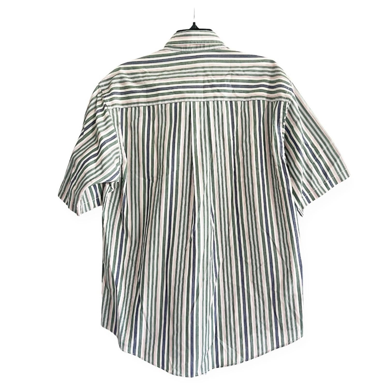 Van Heusen Wrinkle Free Casual Button Down Short Sleeve Shirt Size M (15-15.5)