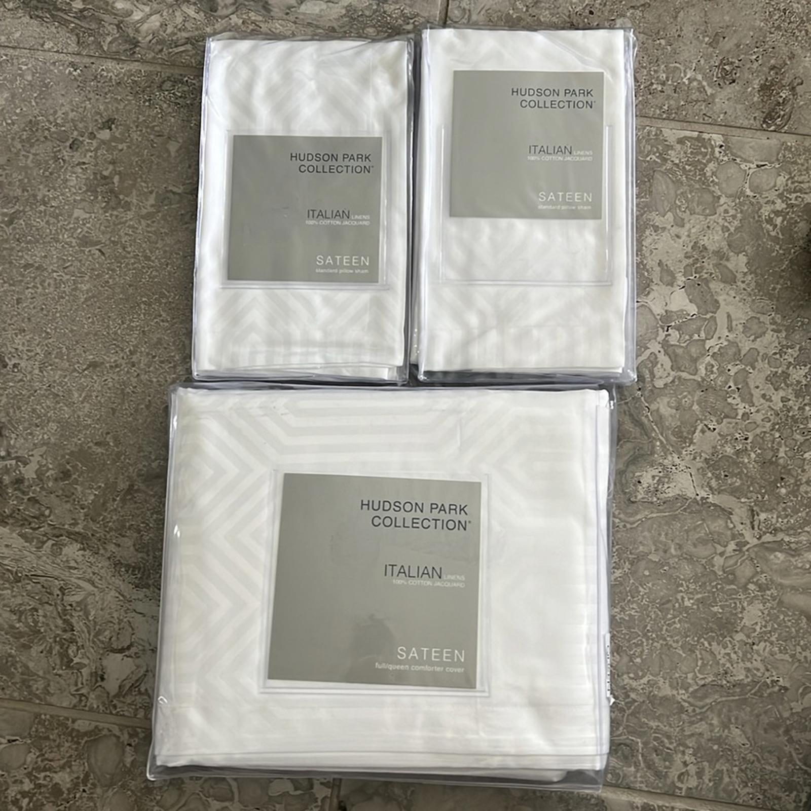3-Pc Hudson Park Collection Italian Tivoli Jacquard Duvet + 2Shams Sz Queen $855