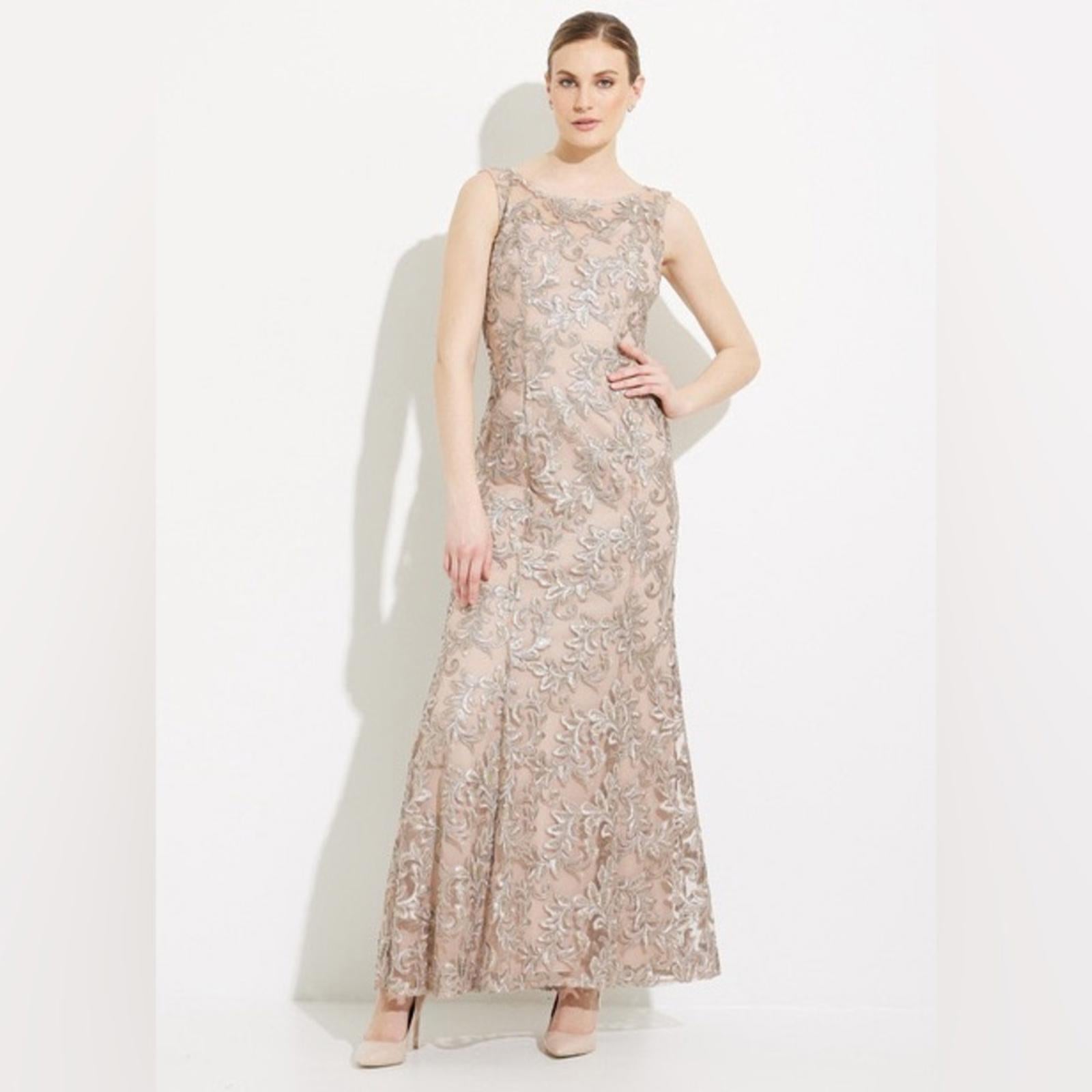 NWT Alex Evening Embroidered Gown w/Sweetheart Illusion Neckline Gown Retail$259