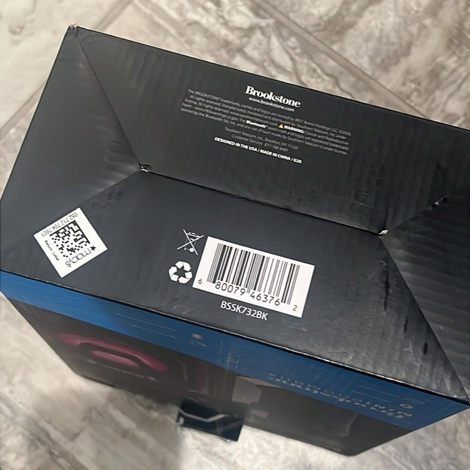 Brookstone Ruckus Portable Speaker with Microphone in Black, Open Box EXCELLENT!