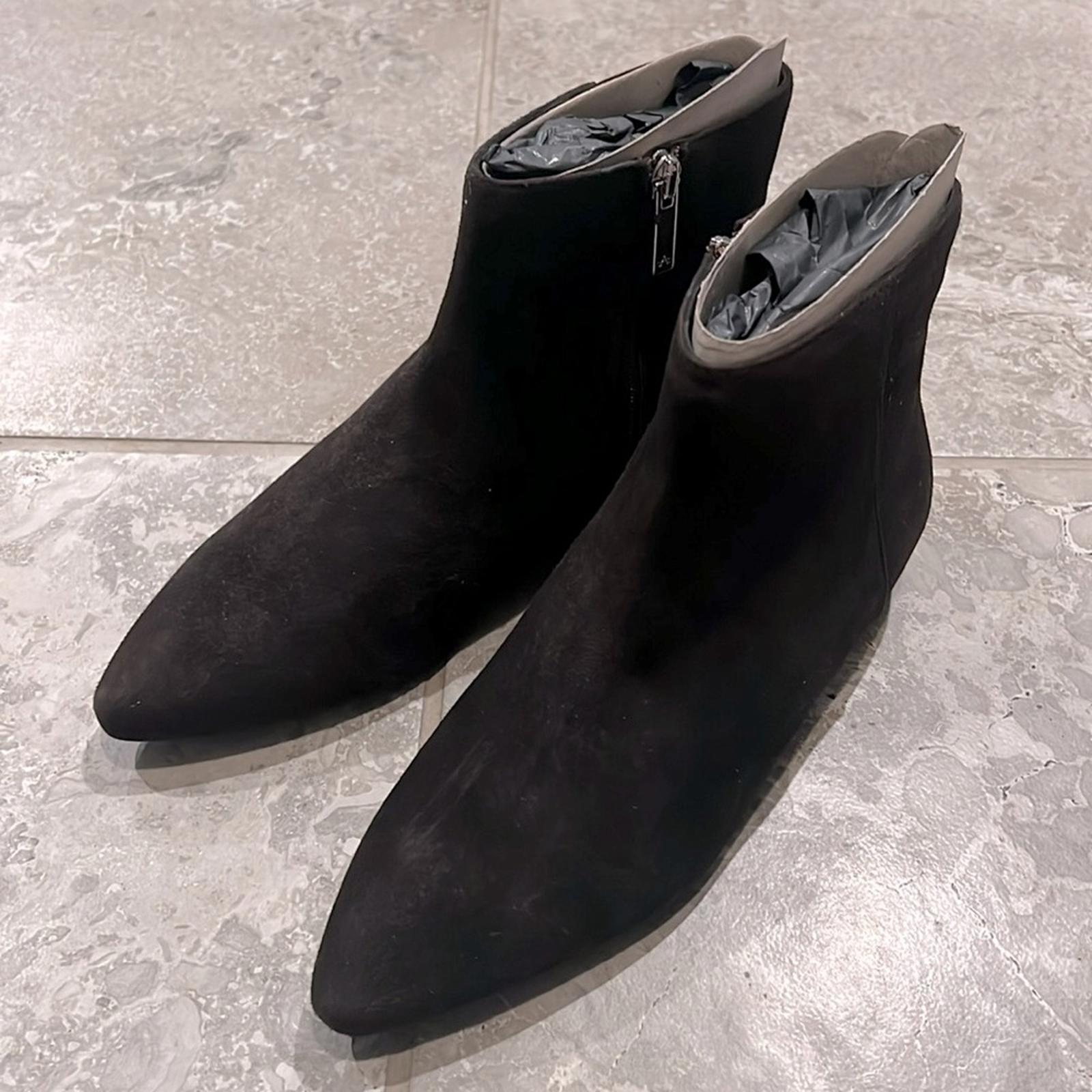 Aquatalia Prisilla Brown Dress Suede Booties, Size 9 New in Box +DustBag