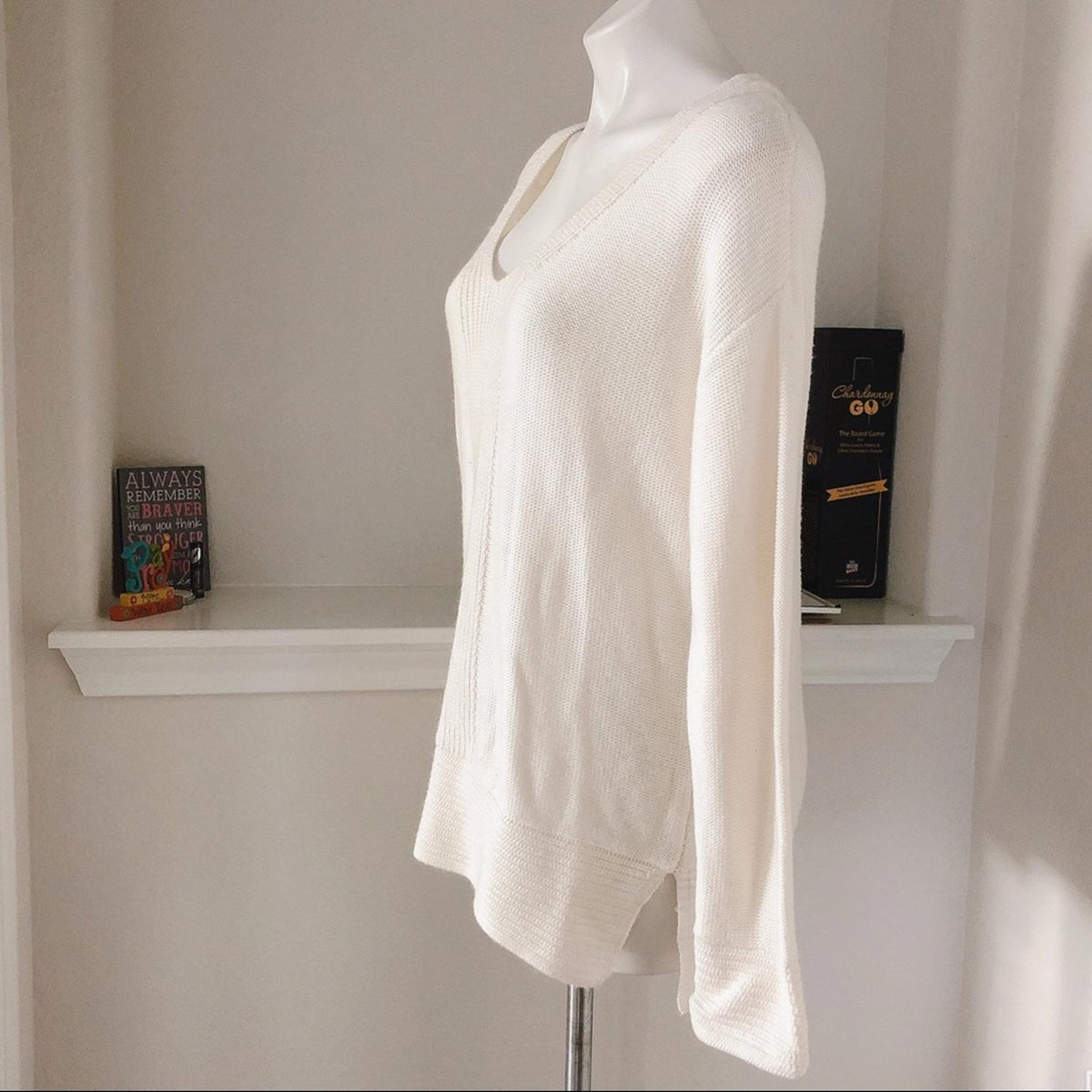 Jones New York Solid V-Neck Sweater in Ivory Pullover, Size L New w/Tag