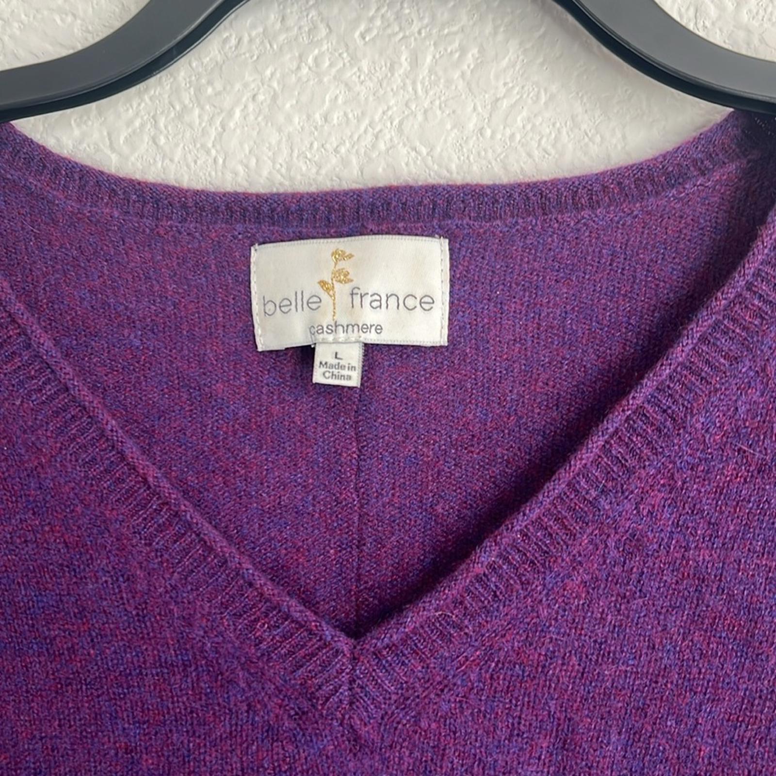 Belle France Cashmere V-Neck Sweater in Purple, Size L EXCELLENT