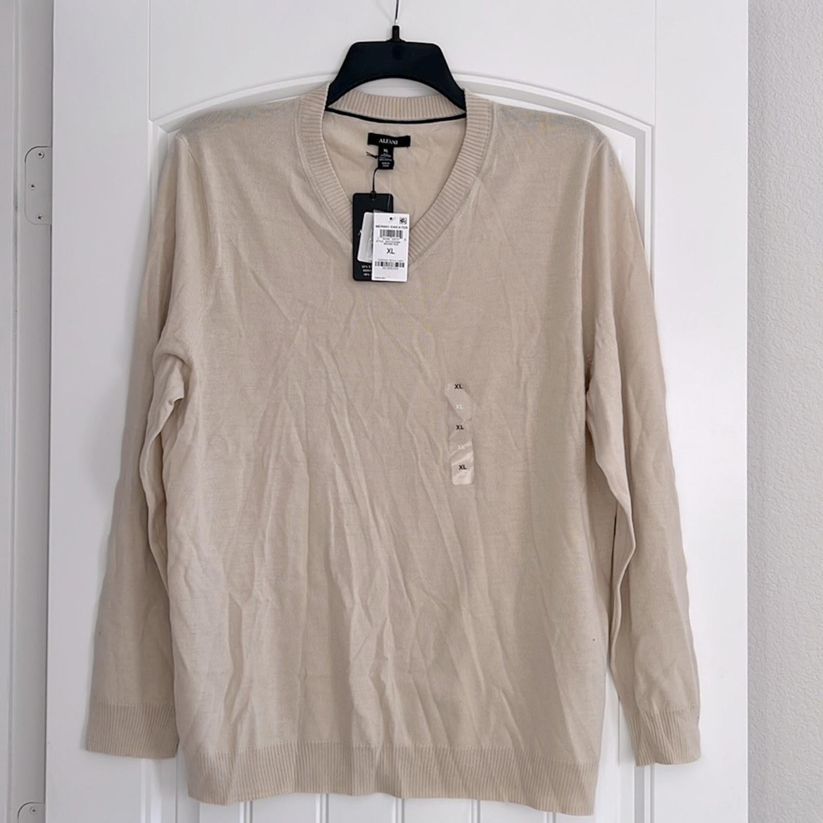 Alfani Long Sleeve V-Neck Merino Sweater in Brown Rice, Size XL New w/Tag