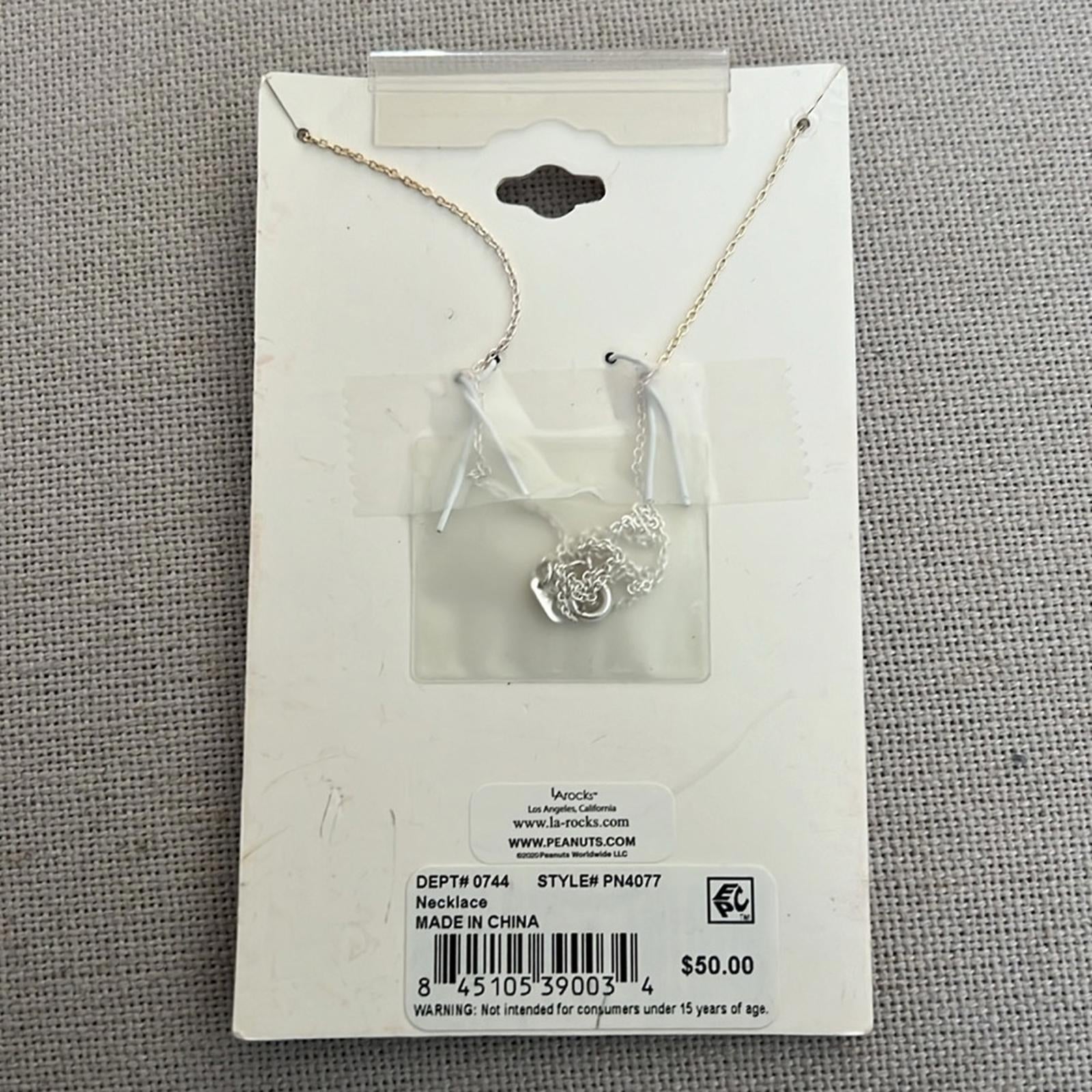 Unwritten Peanuts Silver Plated "Snoopy" Americana Dog House Pendant Necklace