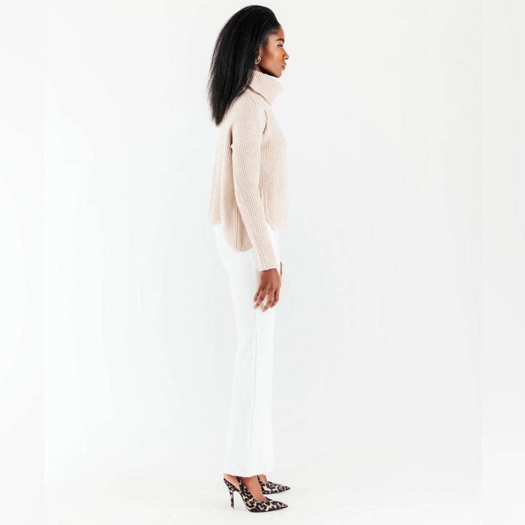Chloé Kristyn Café Au Lait Anna Scallop Sweater, Size L, New w/Tag Retail $398