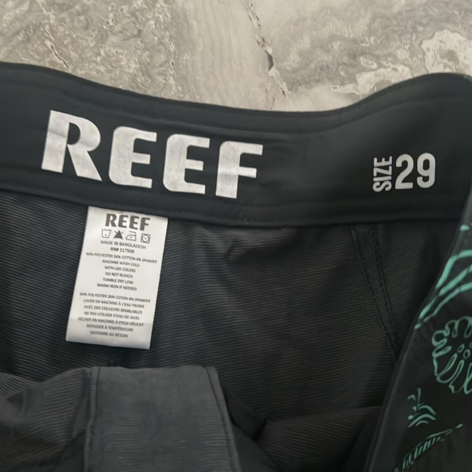 NWT REEF Men's Stryker Board Shorts, Size 29 New w/Tag Retail $55
