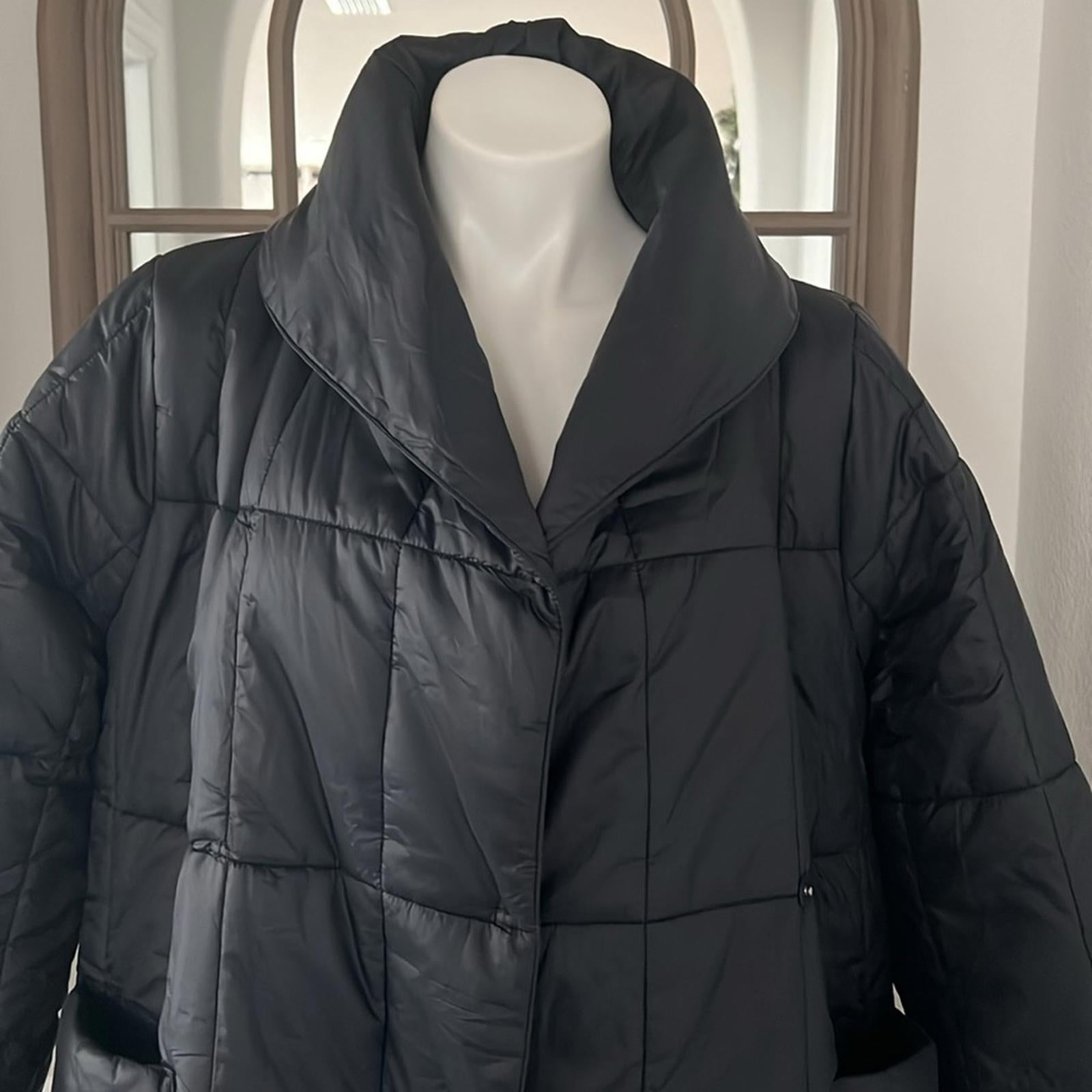 Eileen Fisher Eggshell Recycled Nylon Reversible Coat Size XS New w/Tag SOLD OUT