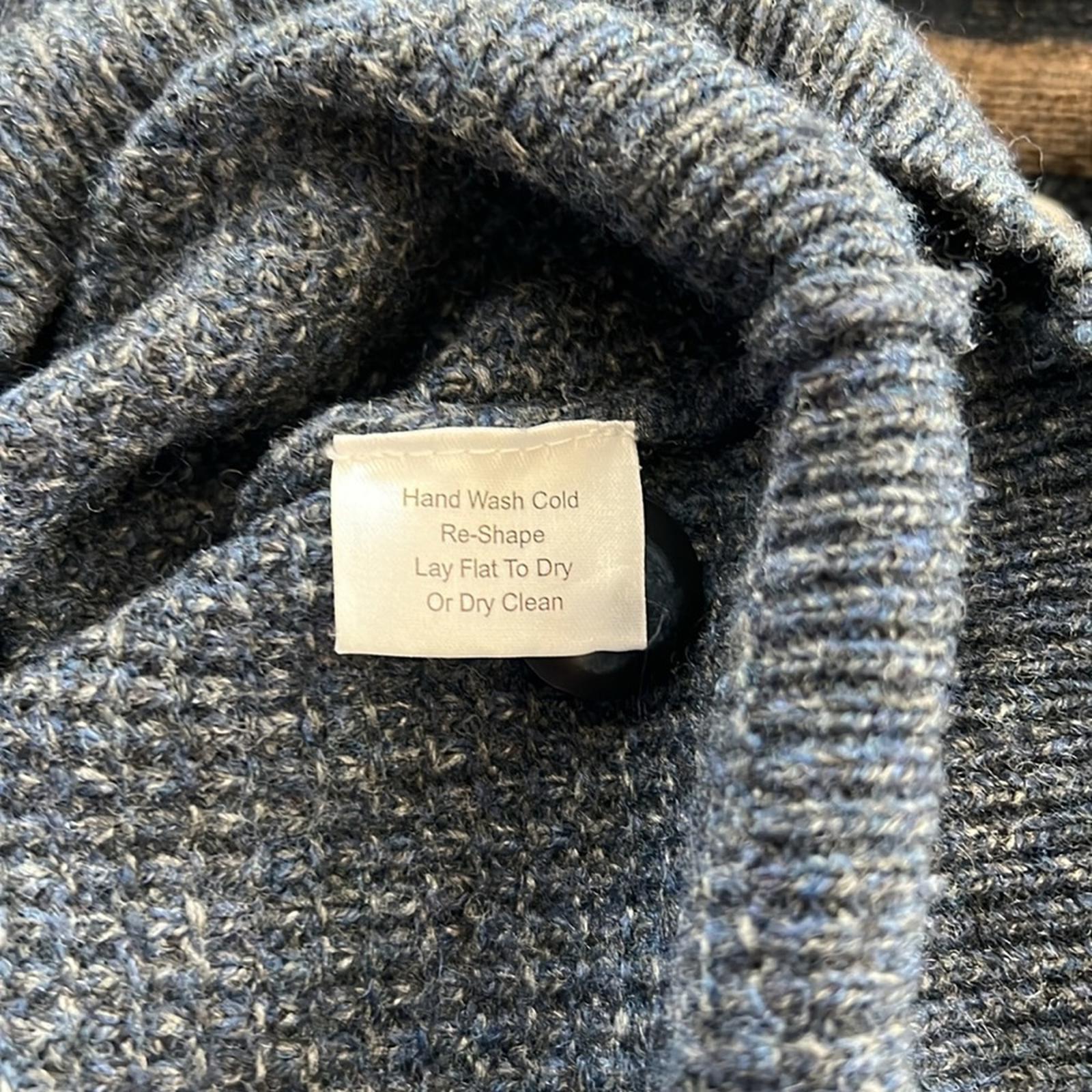 Joseph Abboud Sweater, Size XL EXCELLENT!