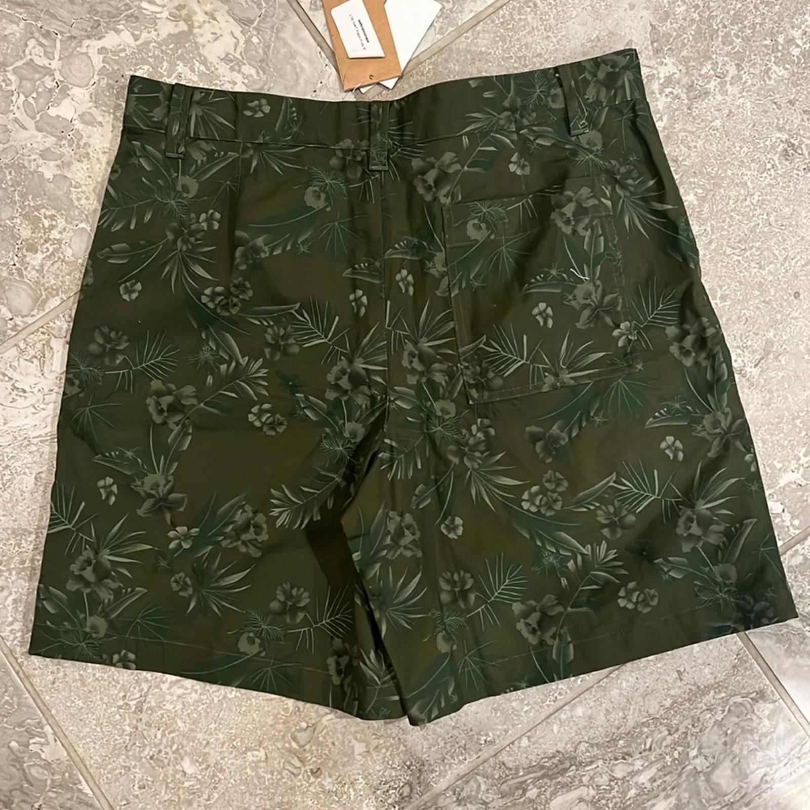 A.P.C. Andy Regular Fit Shorts, Size S New w/Tag Retail $215