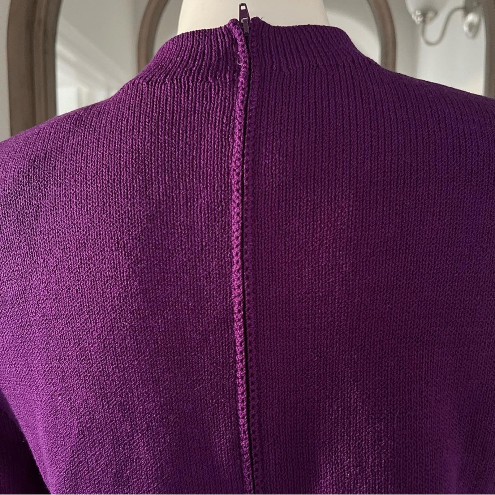 St. John Couture Vintage Sweaterdress in Purple, Size 8, EXCELLENT!