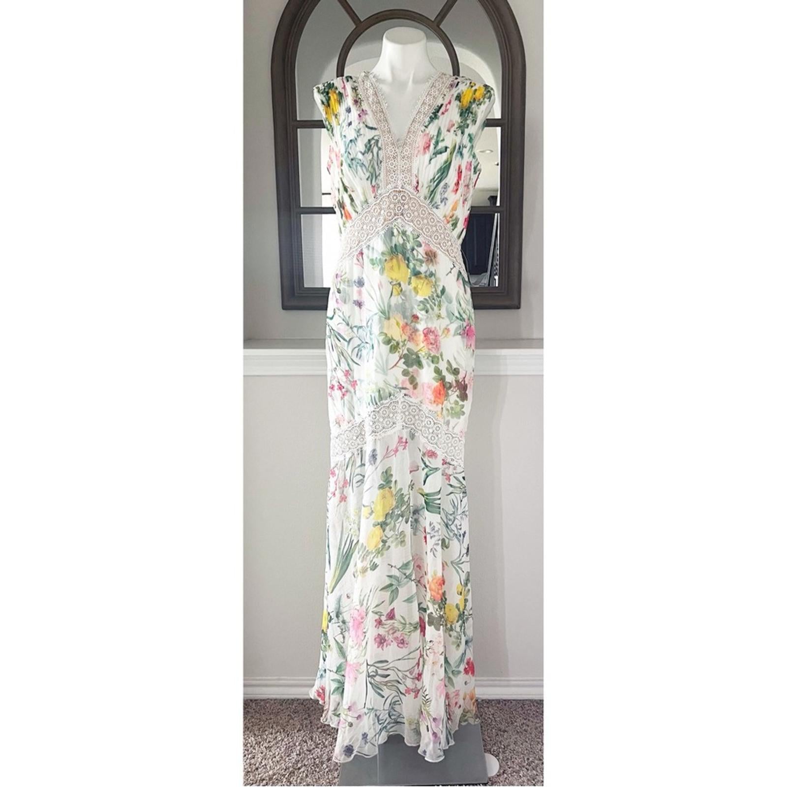 Tadashi Shoji Floral Pleat Chiffon Trumpet Gown White Floral, Size 10 NWT $588