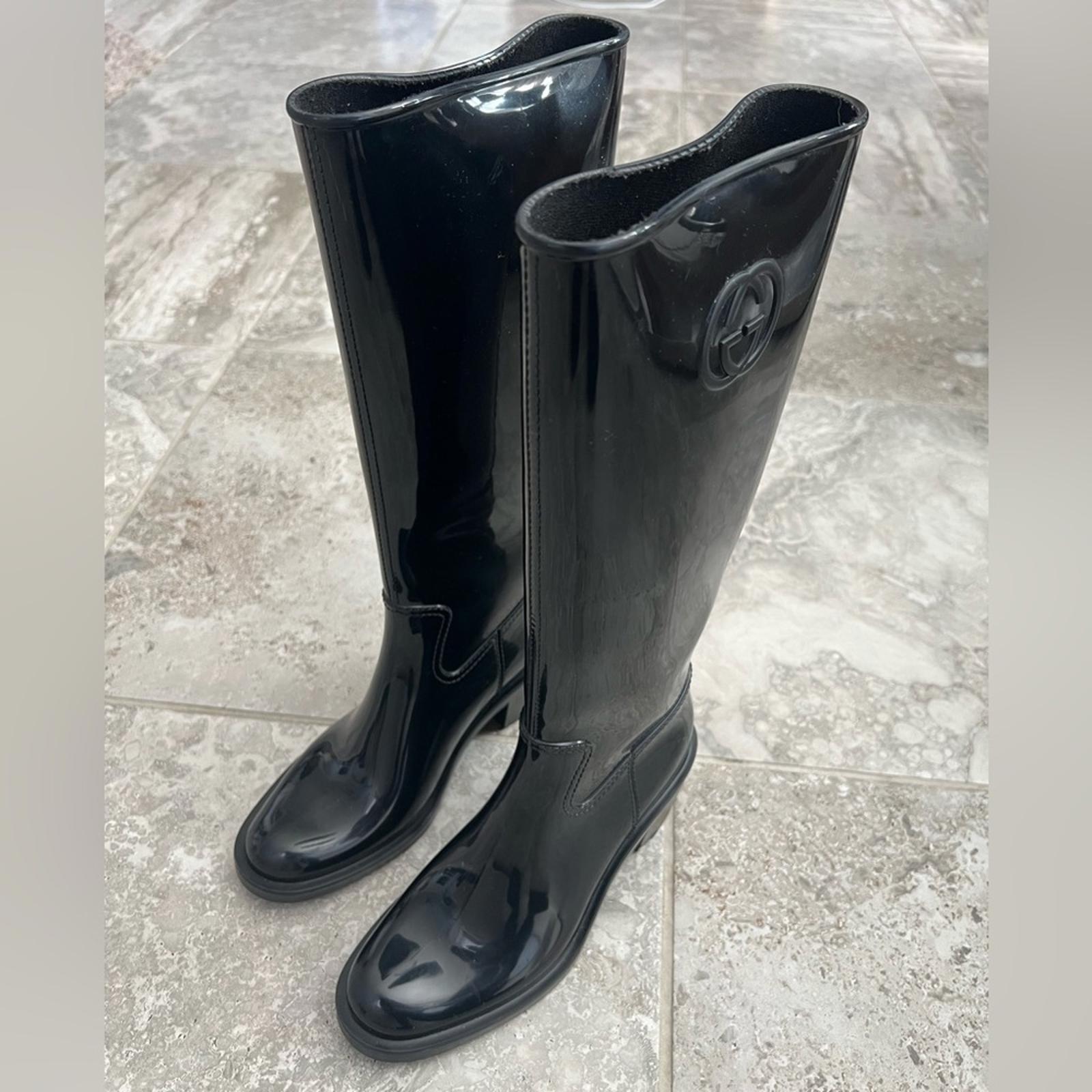 GUCCI Interlocking G Rubber Mid-Calf Rain Boots, Black Size 37 EXCELLENT!