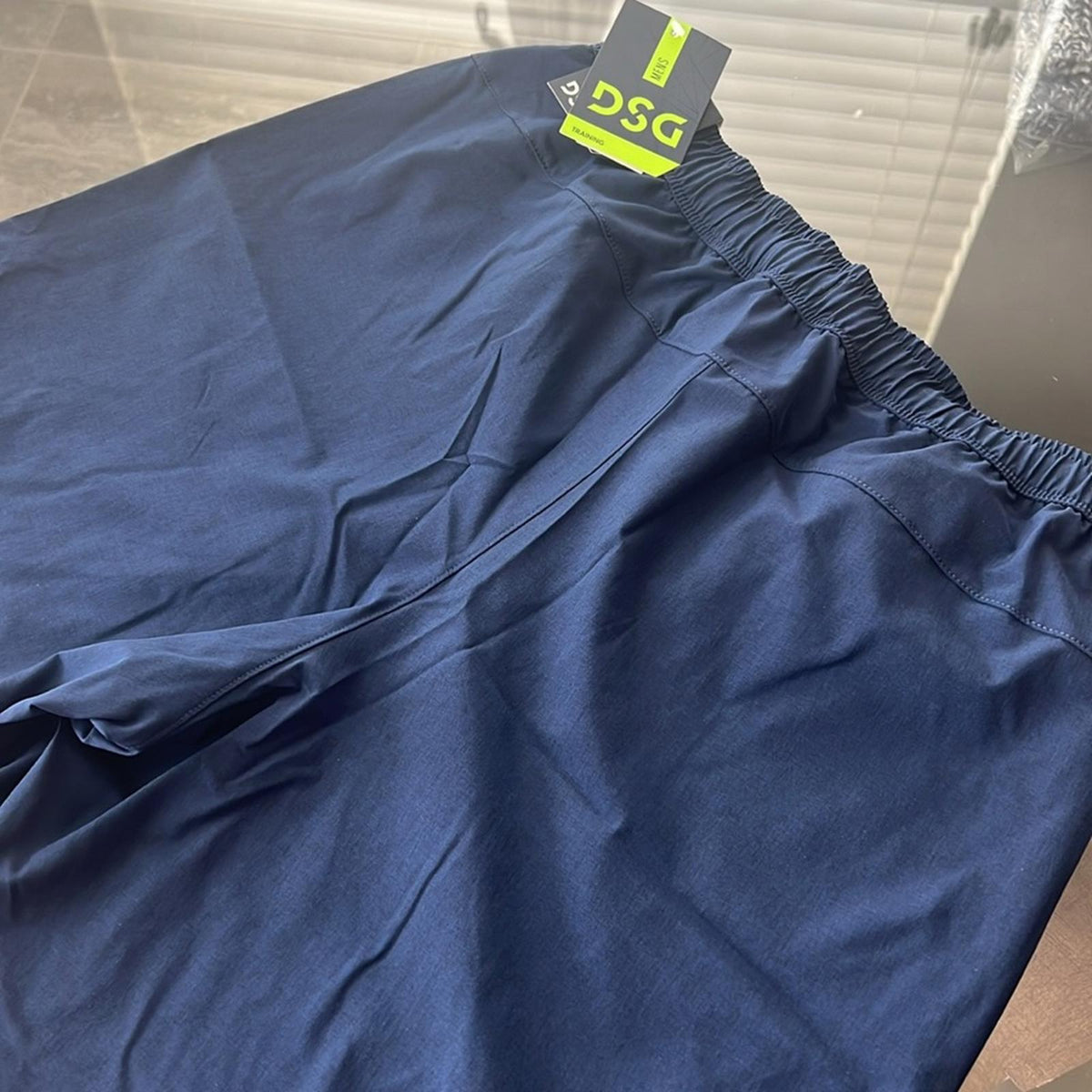 DSG 8” Agility Woven Shorts University Navy Heather, Size S New w/Tag